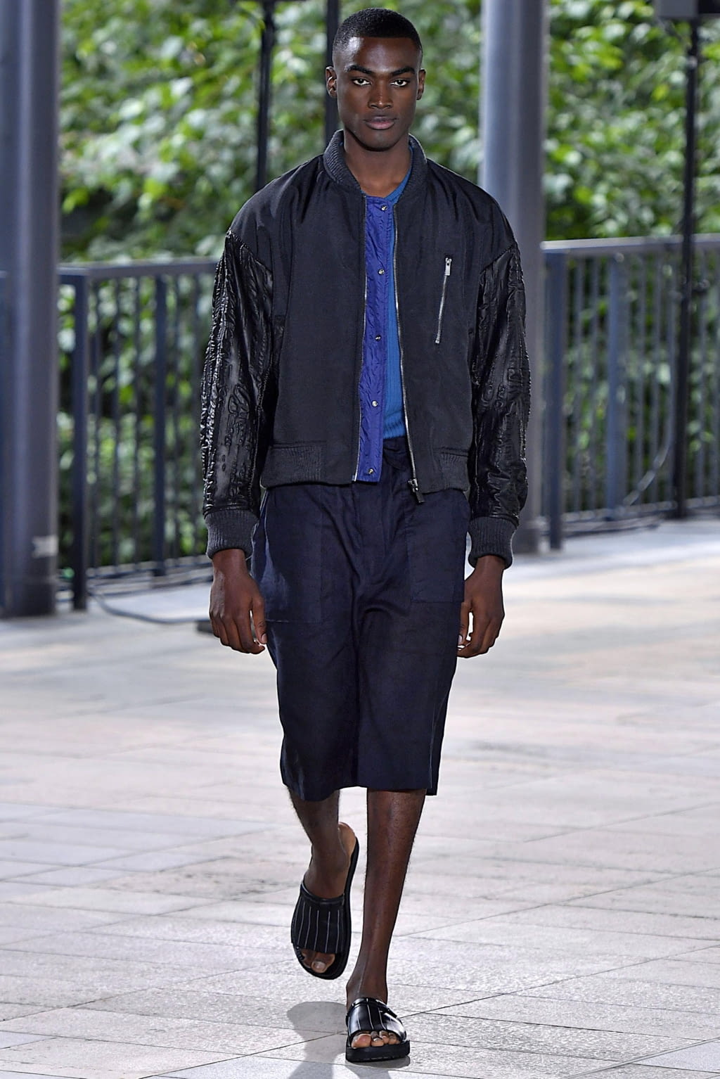 Fashion Week Paris Spring/Summer 2019 look 9 from the Issey Miyake Men collection menswear