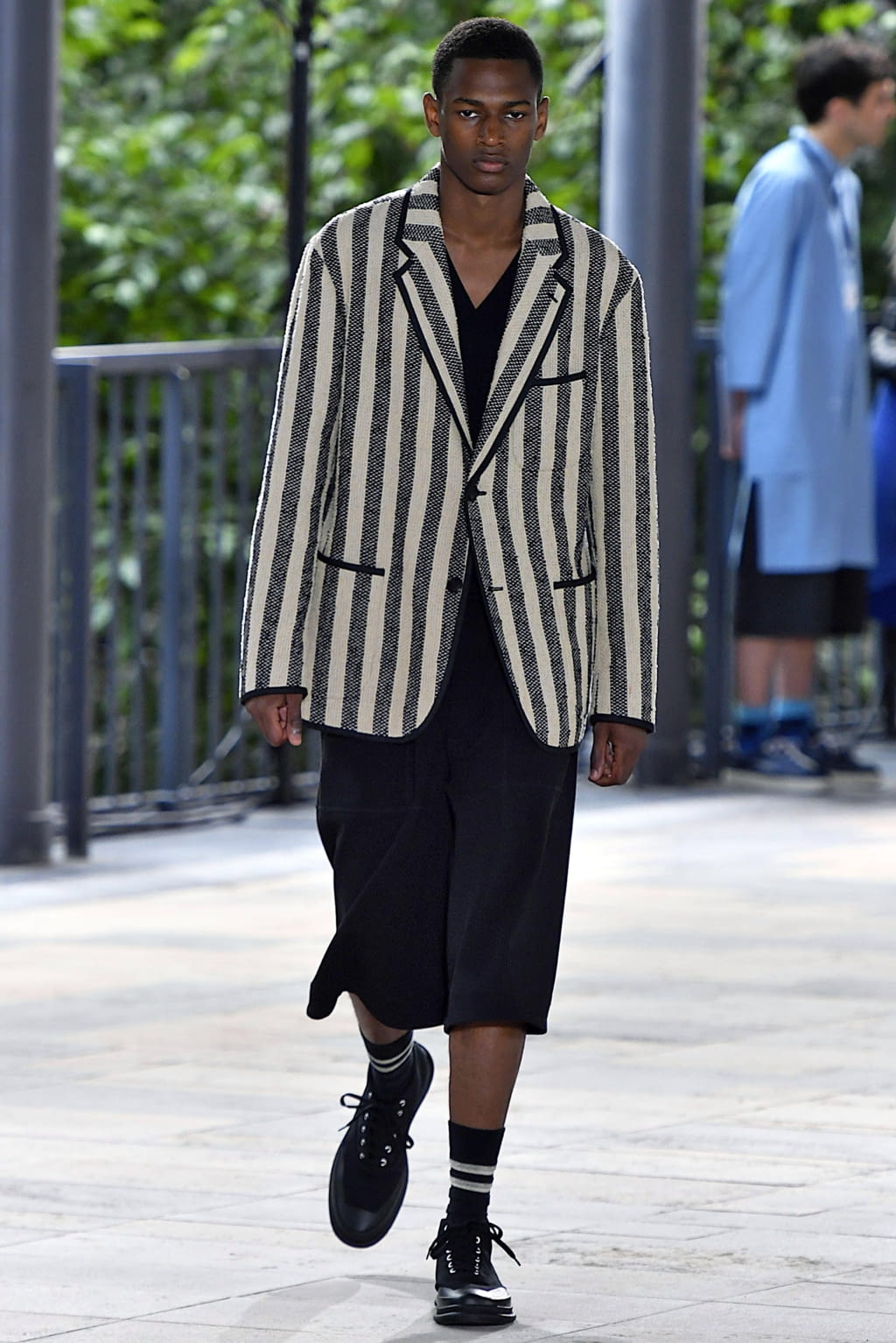 Fashion Week Paris Spring/Summer 2019 look 14 from the Issey Miyake Men collection 男装