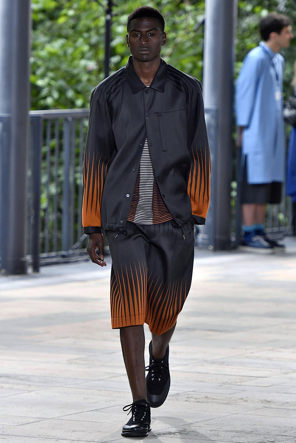 Fashion Week Paris Spring/Summer 2019 look 26 from the Issey Miyake Men collection menswear