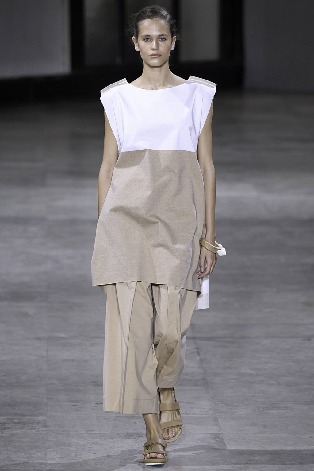 Fashion Week Paris Spring/Summer 2019 look 4 from the Issey Miyake collection womenswear