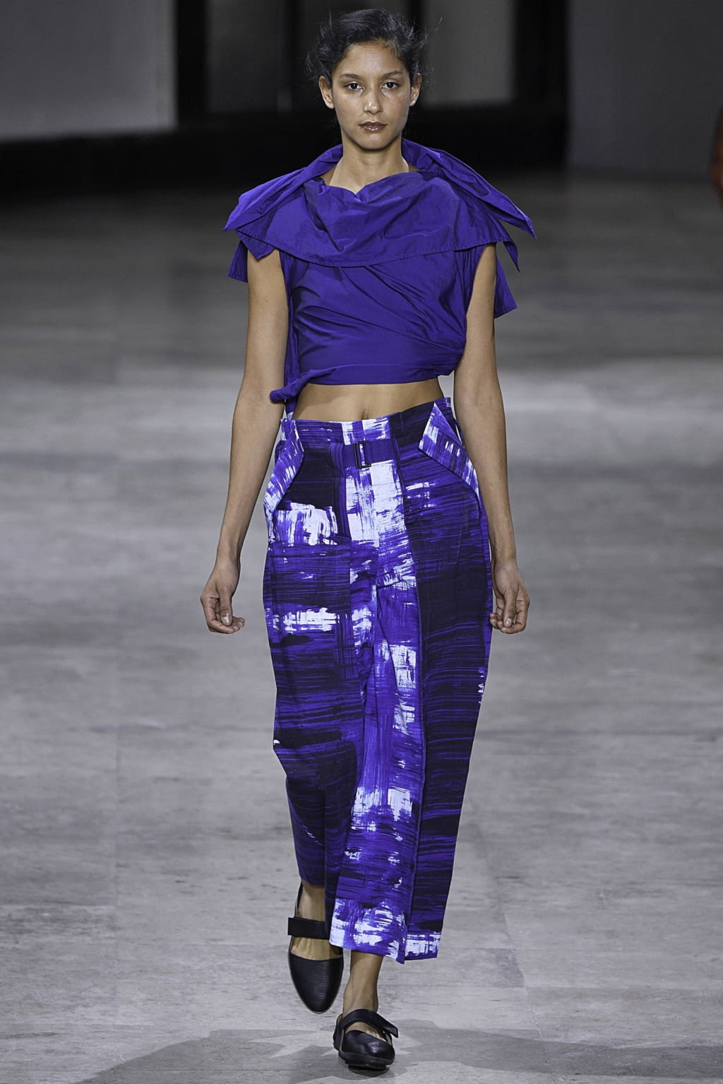 Fashion Week Paris Spring/Summer 2019 look 13 from the Issey Miyake collection 女装