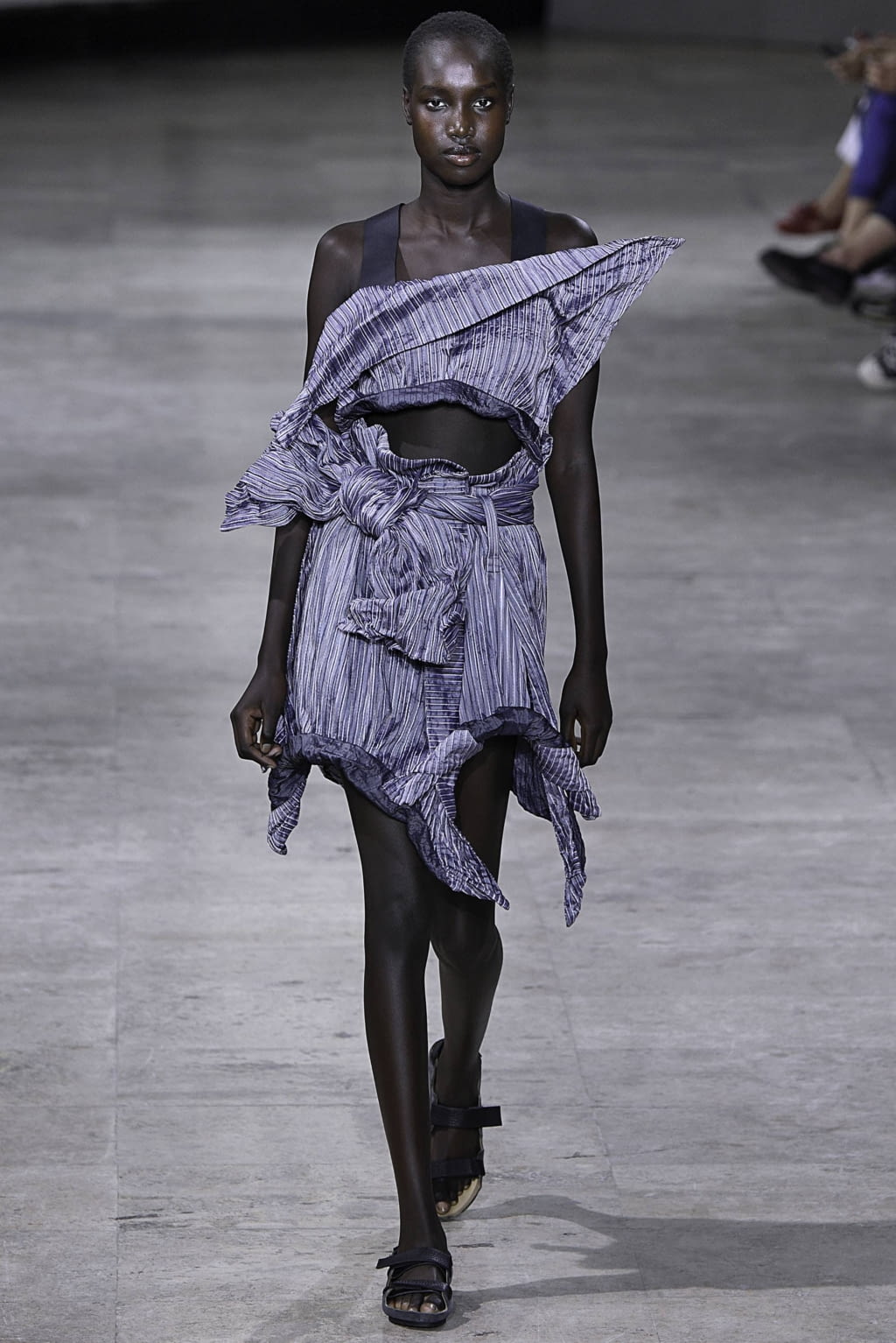 Fashion Week Paris Spring/Summer 2019 look 31 from the Issey Miyake collection womenswear