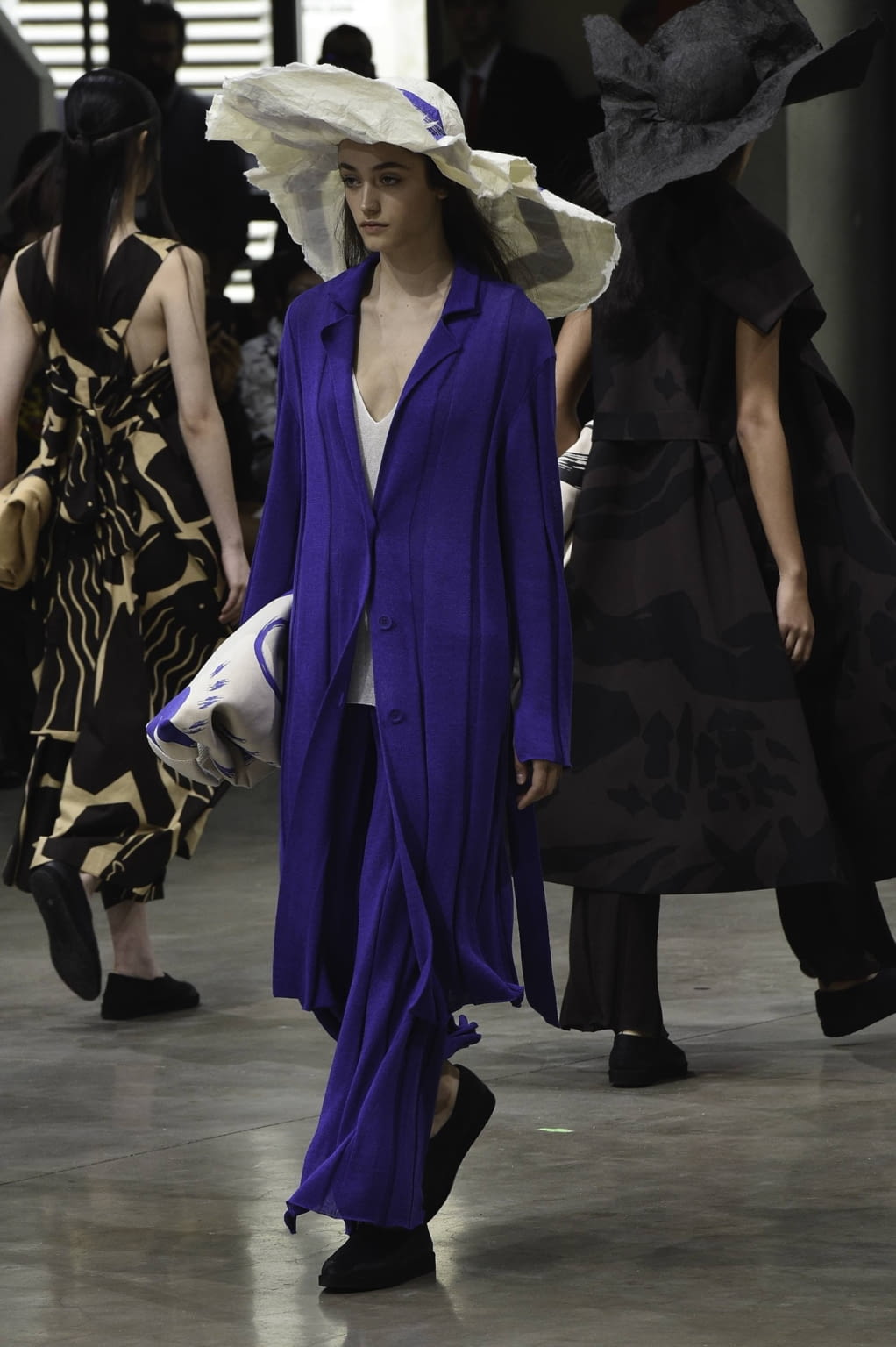 Fashion Week Paris Spring/Summer 2020 look 9 from the Issey Miyake collection womenswear