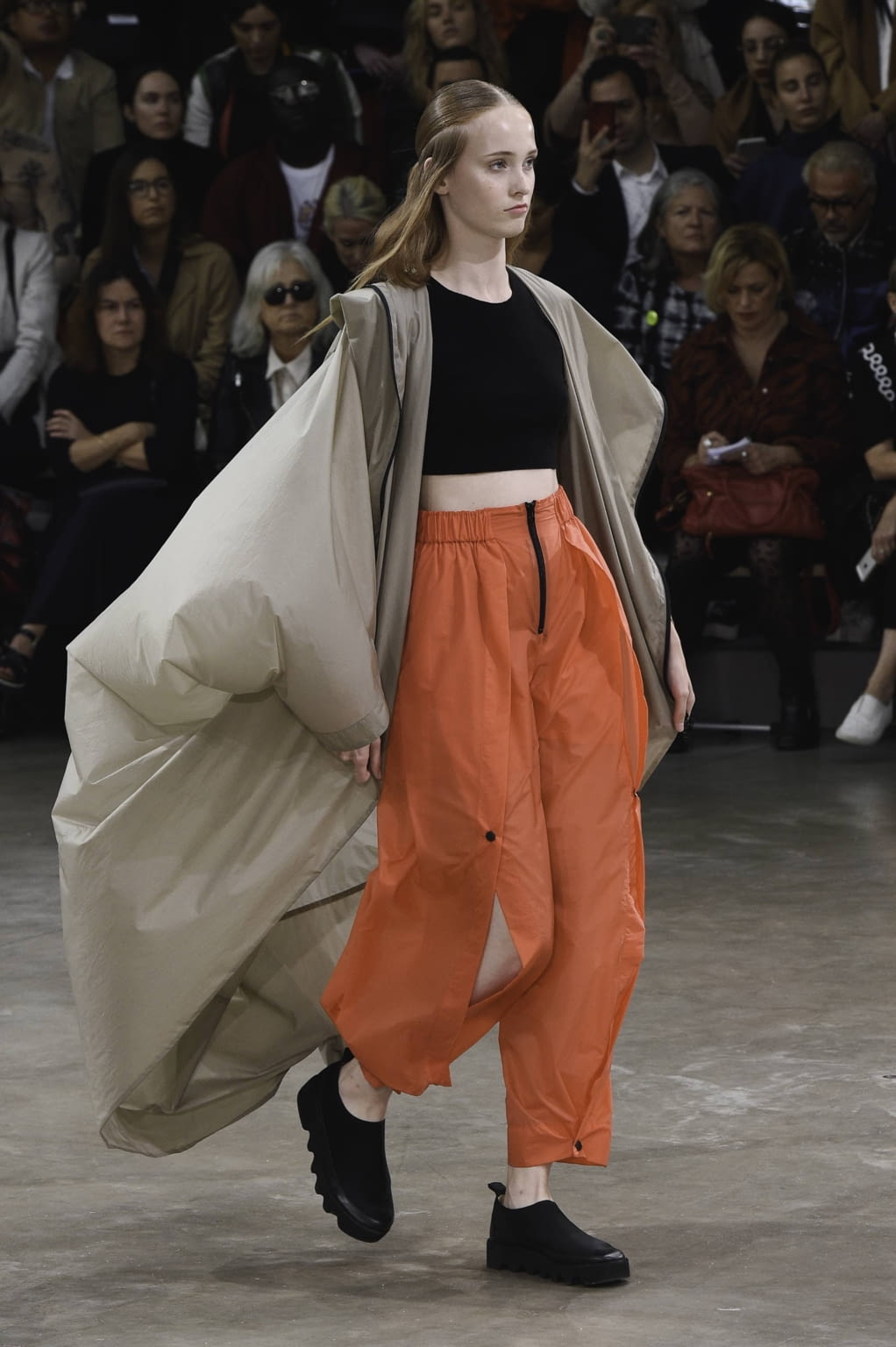 Fashion Week Paris Spring/Summer 2020 look 32 from the Issey Miyake collection 女装