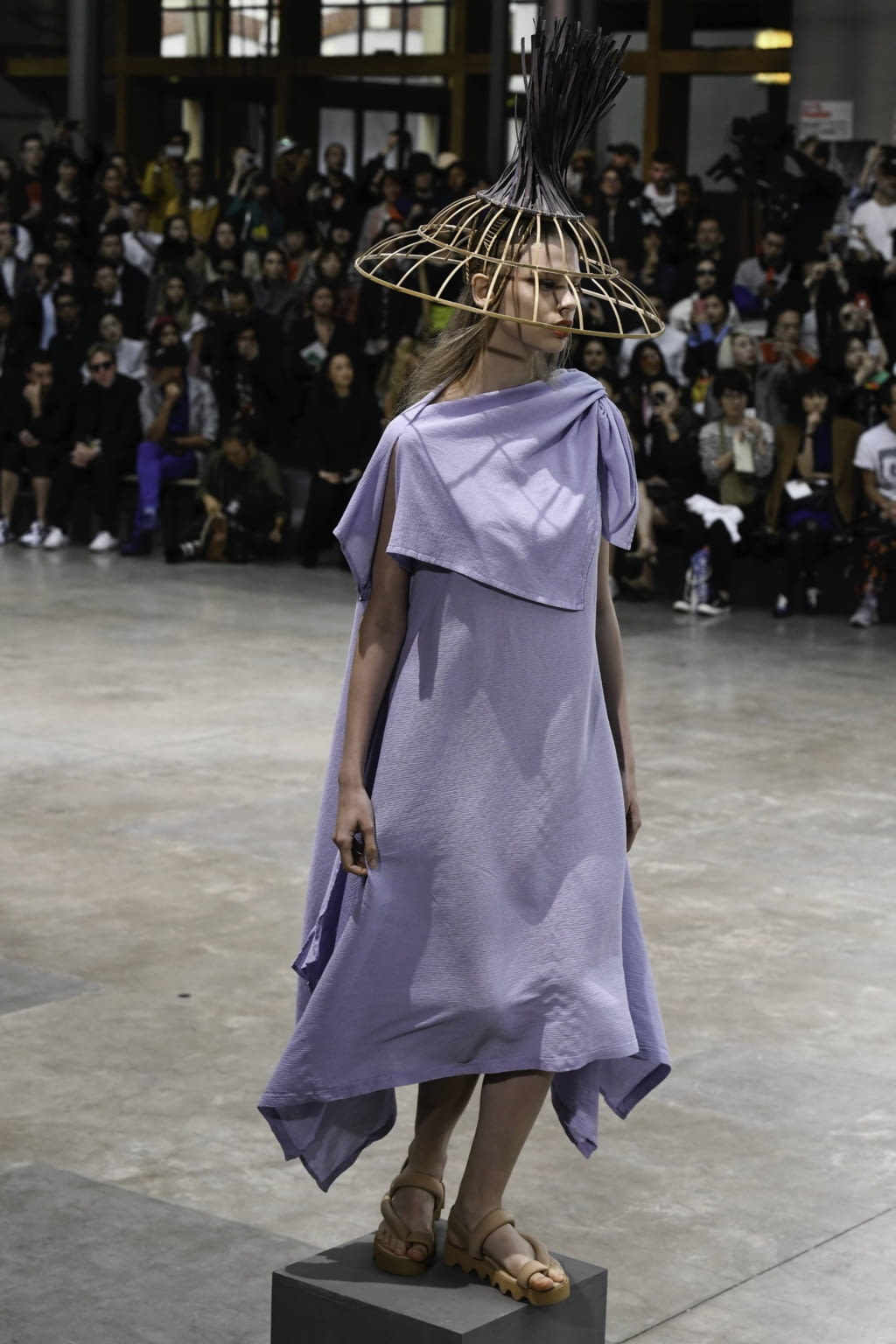 Fashion Week Paris Spring/Summer 2020 look 89 from the Issey Miyake collection 女装