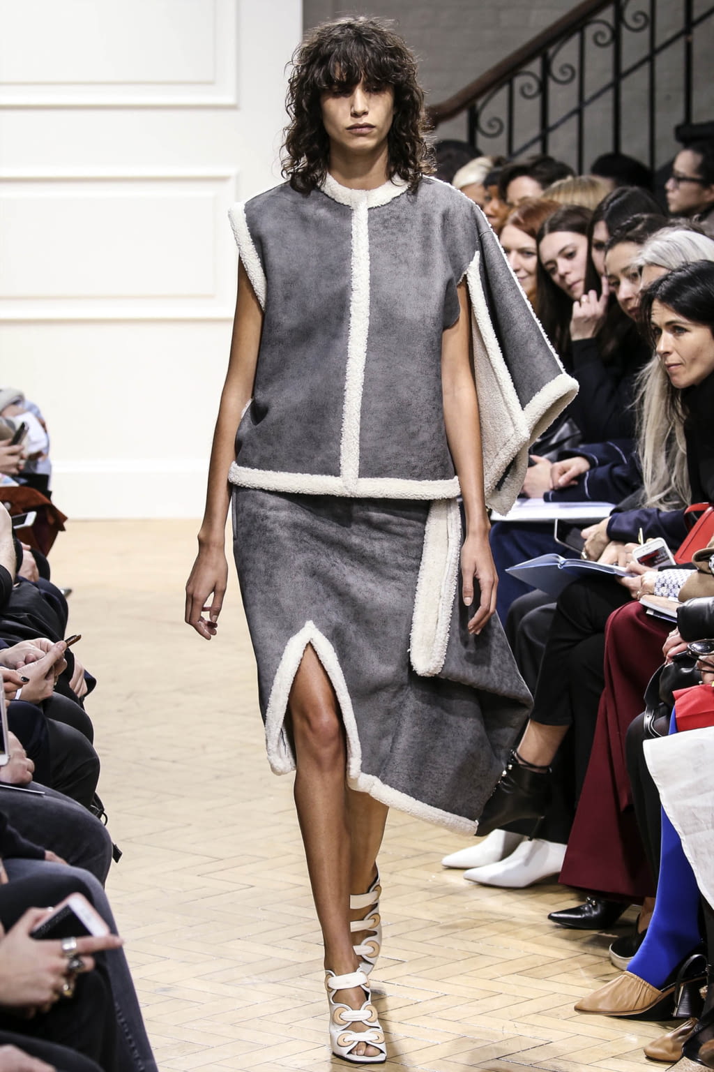 Fashion Week London Fall/Winter 2017 look 10 from the JW Anderson collection womenswear
