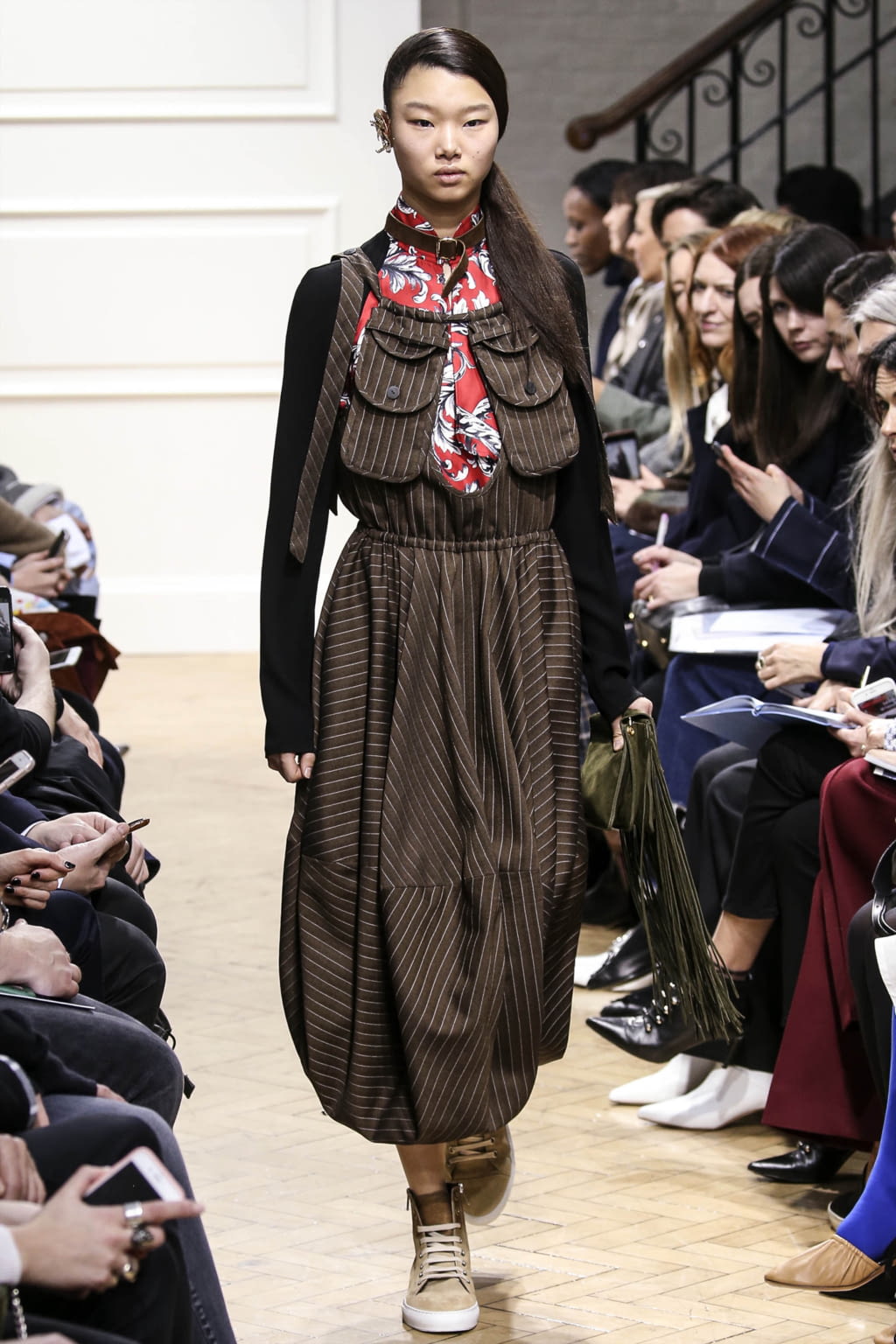 Fashion Week London Fall/Winter 2017 look 11 from the JW Anderson collection womenswear