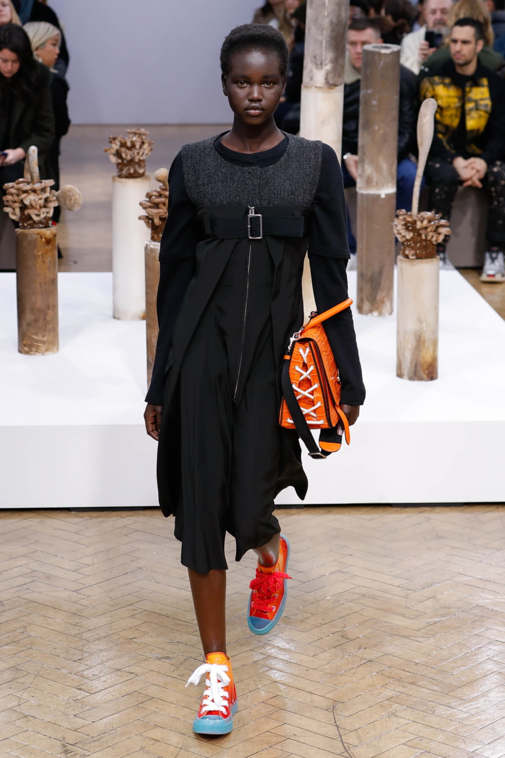 Fashion Week London Fall/Winter 2018 look 4 from the JW Anderson collection womenswear
