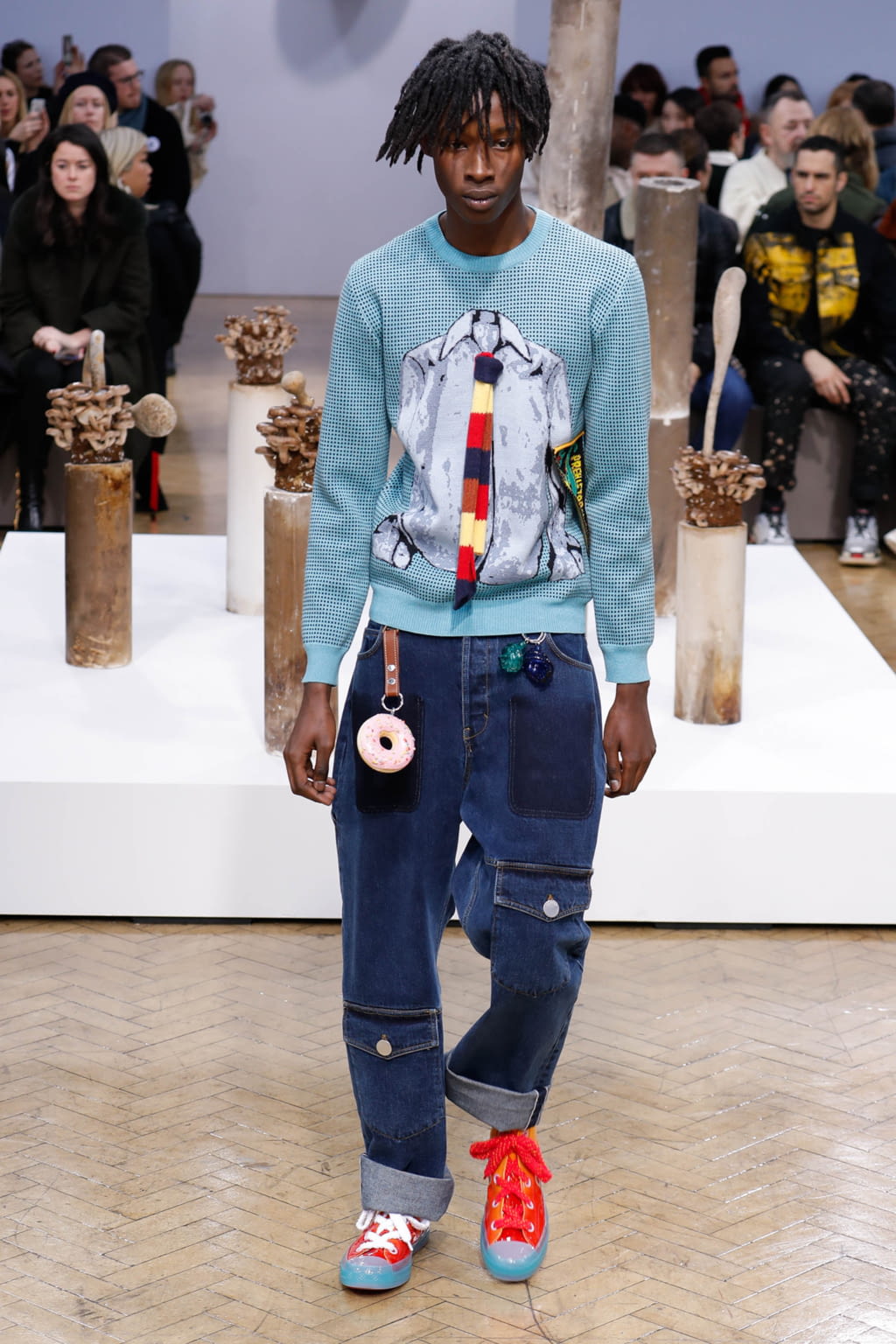 Fashion Week London Fall/Winter 2018 look 16 from the JW Anderson collection menswear