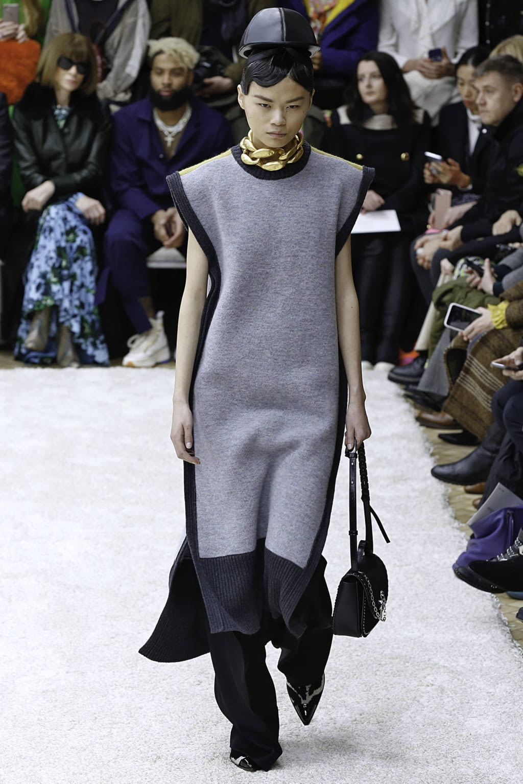 Fashion Week London Fall/Winter 2019 look 26 from the JW Anderson collection womenswear