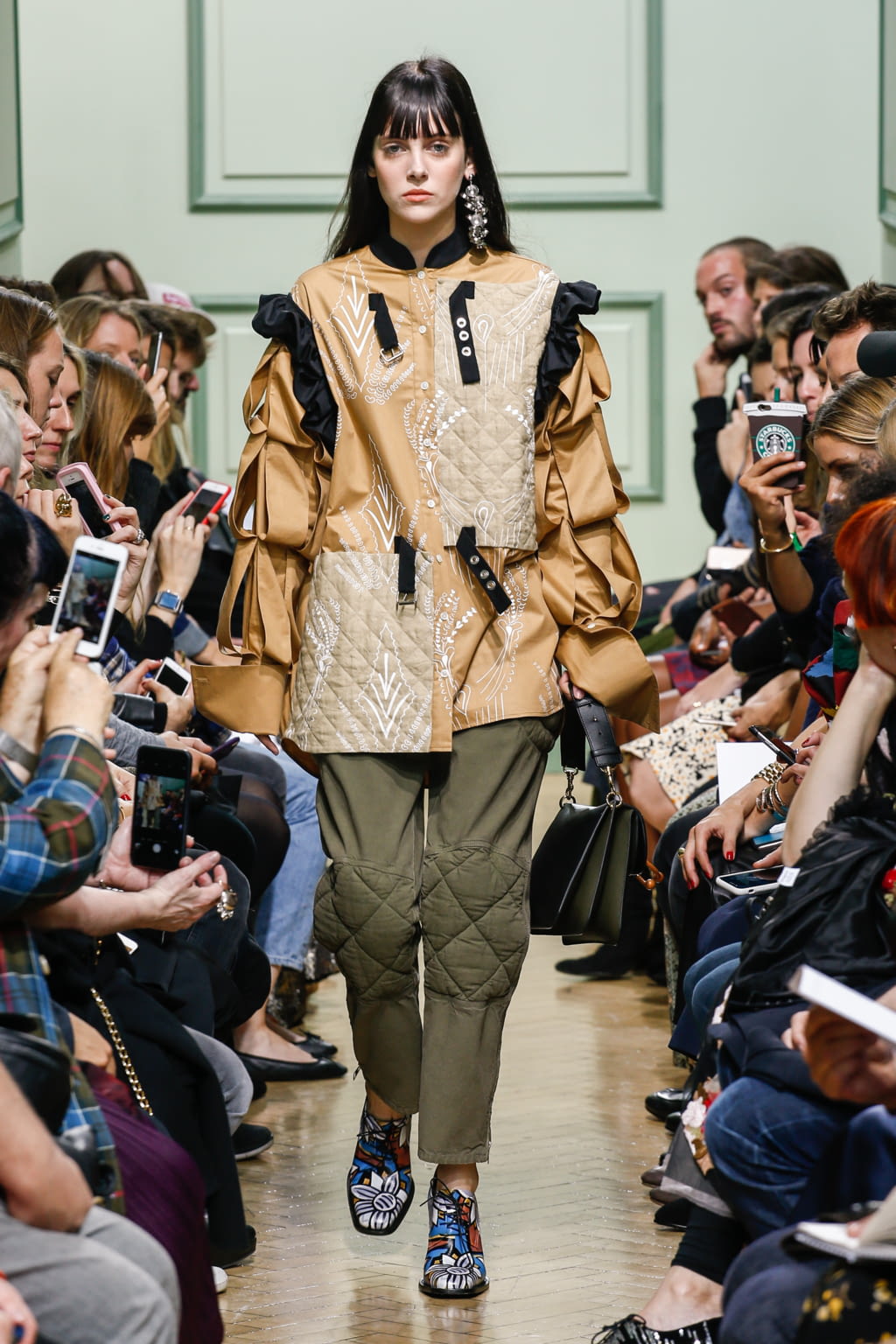 Fashion Week London Spring/Summer 2017 look 32 from the JW Anderson collection womenswear