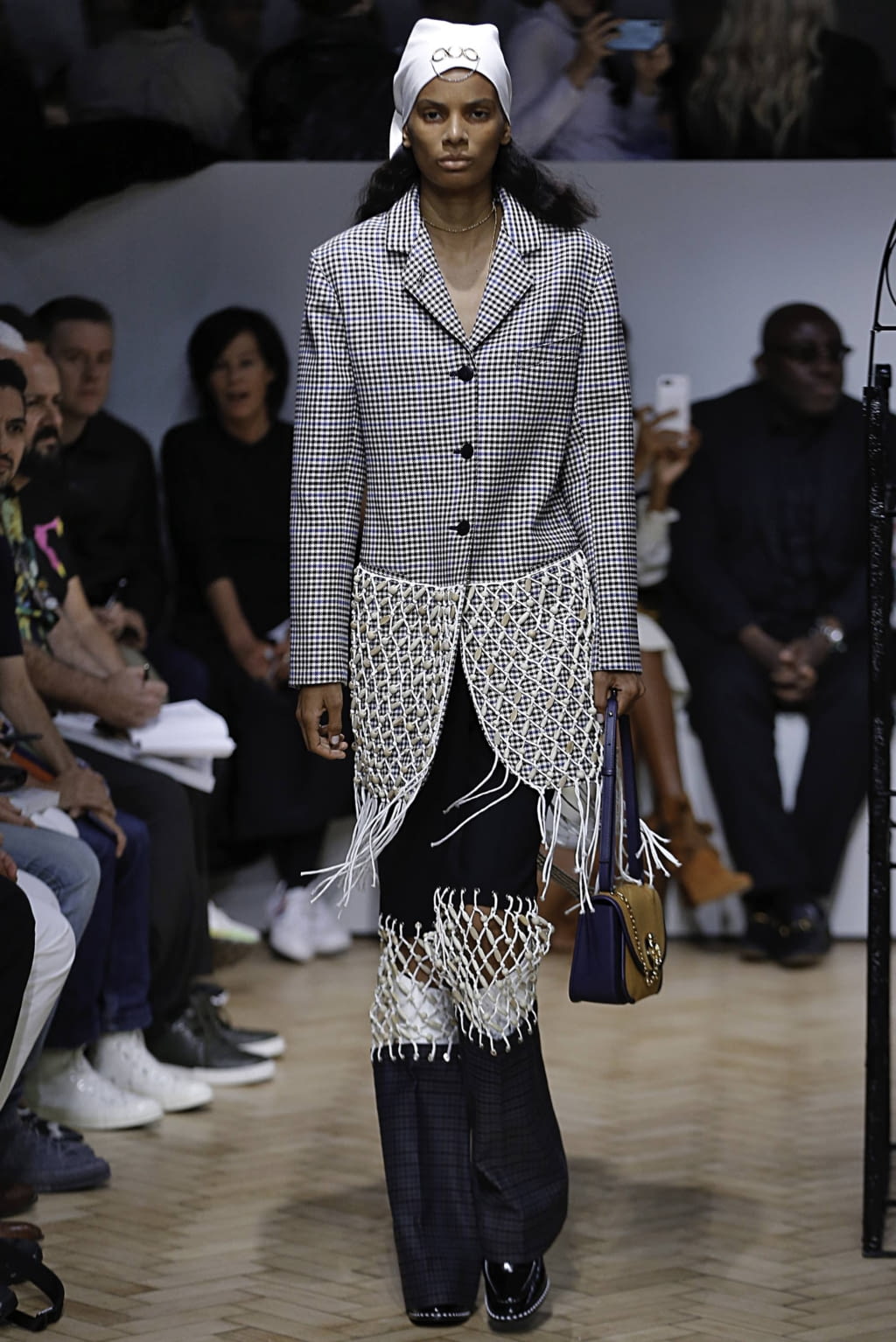 Fashion Week London Spring/Summer 2019 look 3 from the JW Anderson collection womenswear