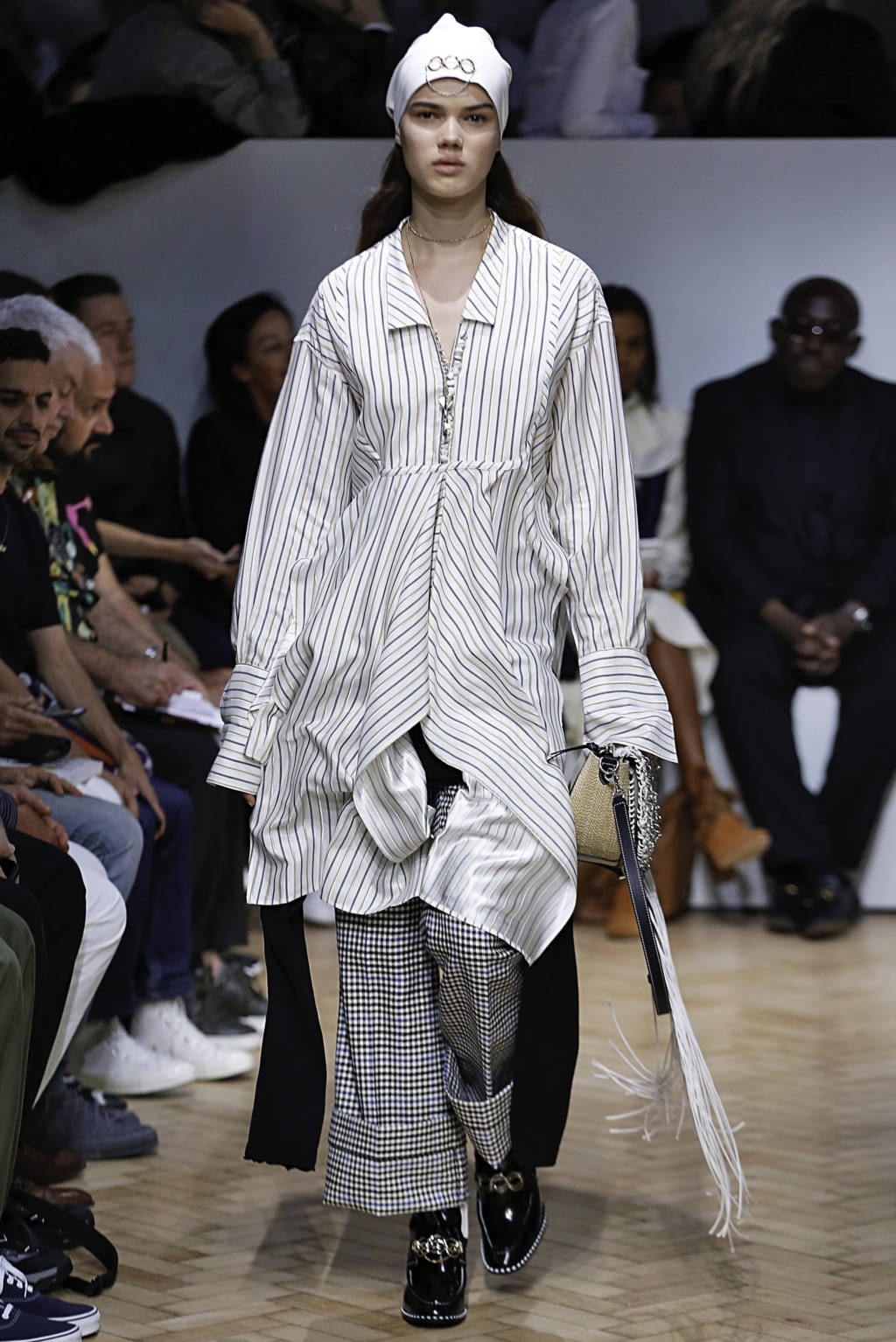 Fashion Week London Spring/Summer 2019 look 20 from the JW Anderson collection womenswear