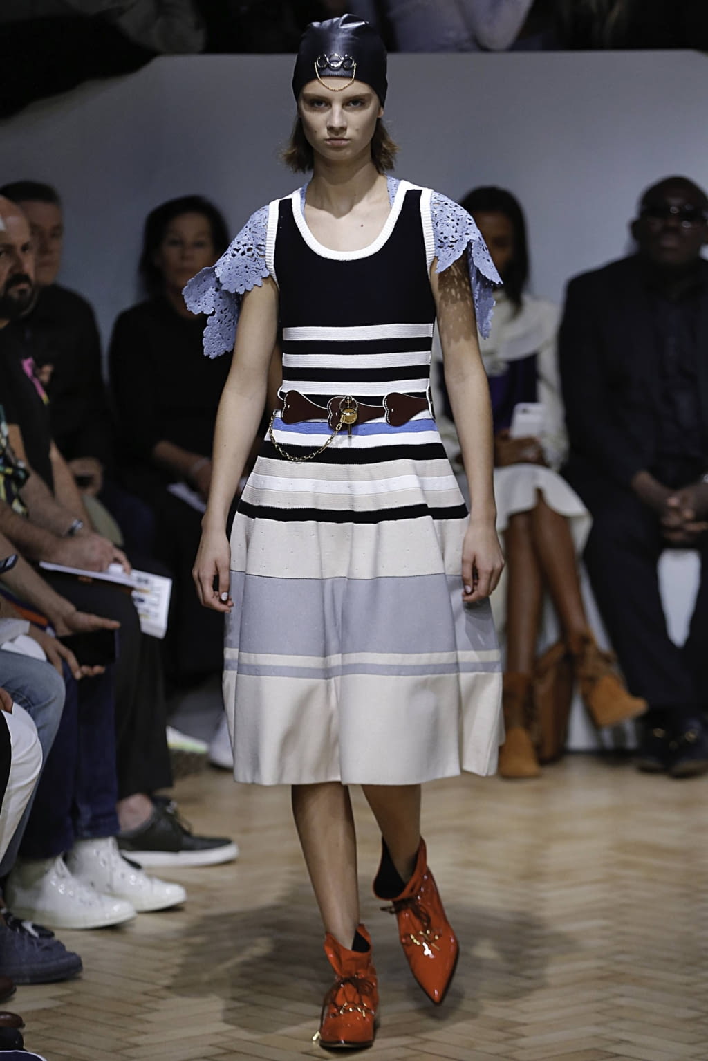 Fashion Week London Spring/Summer 2019 look 41 from the JW Anderson collection womenswear