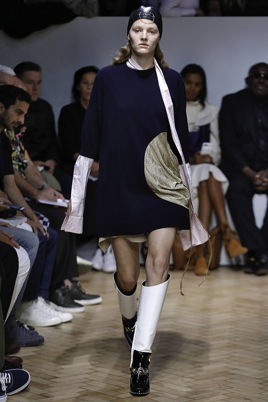 Fashion Week London Spring/Summer 2019 look 49 from the JW Anderson collection womenswear