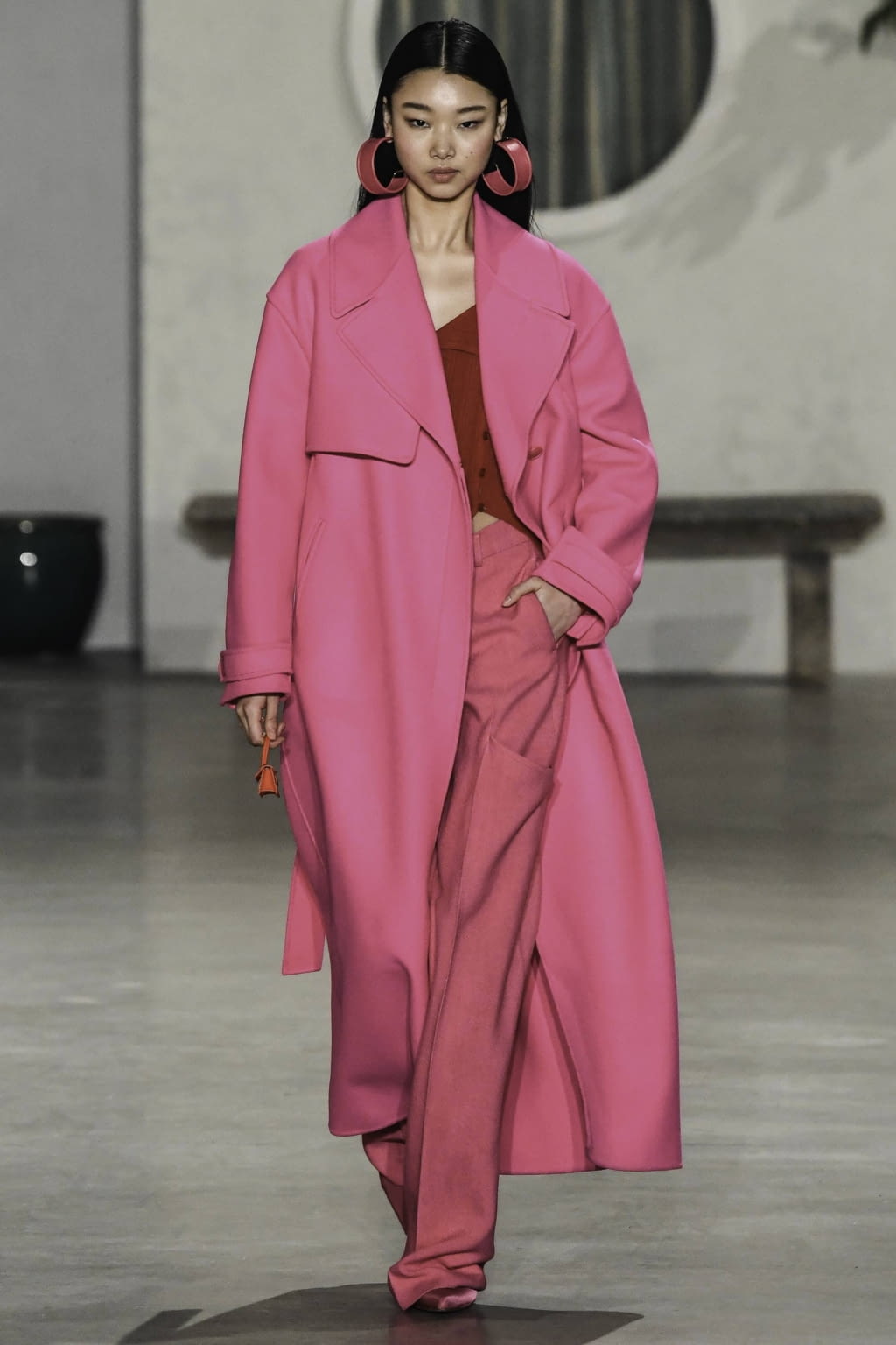 Fashion Week Paris Fall/Winter 2019 look 3 from the Jacquemus collection 女装
