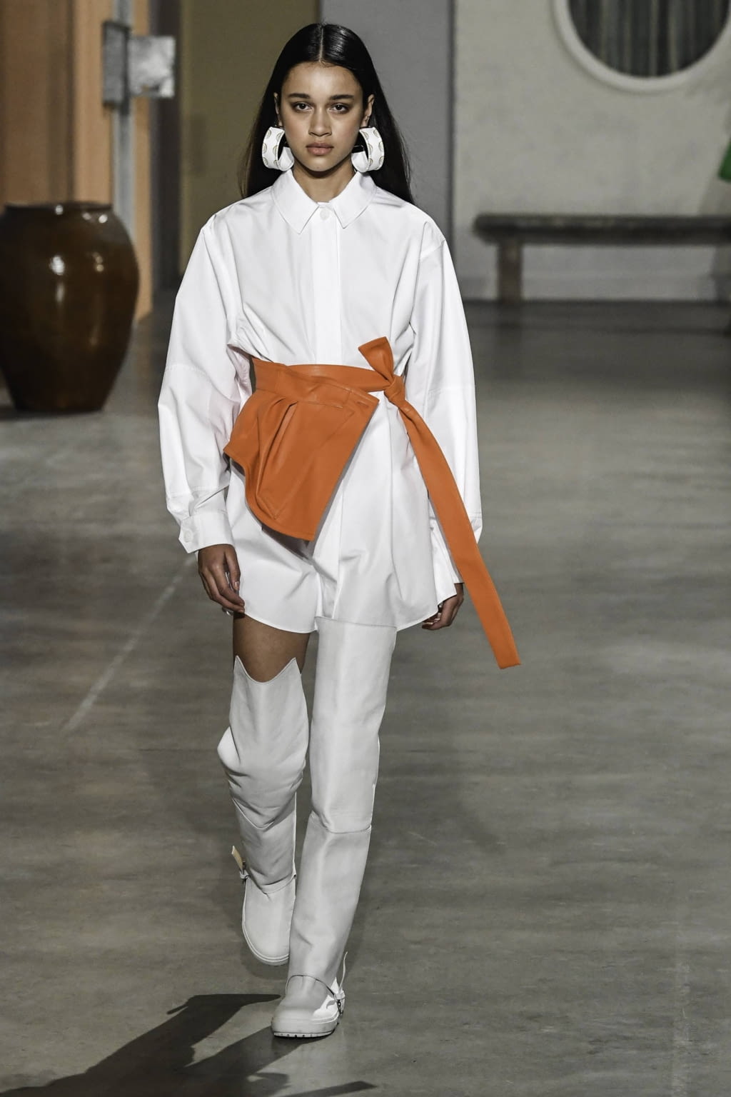Fashion Week Paris Fall/Winter 2019 look 24 from the Jacquemus collection 女装