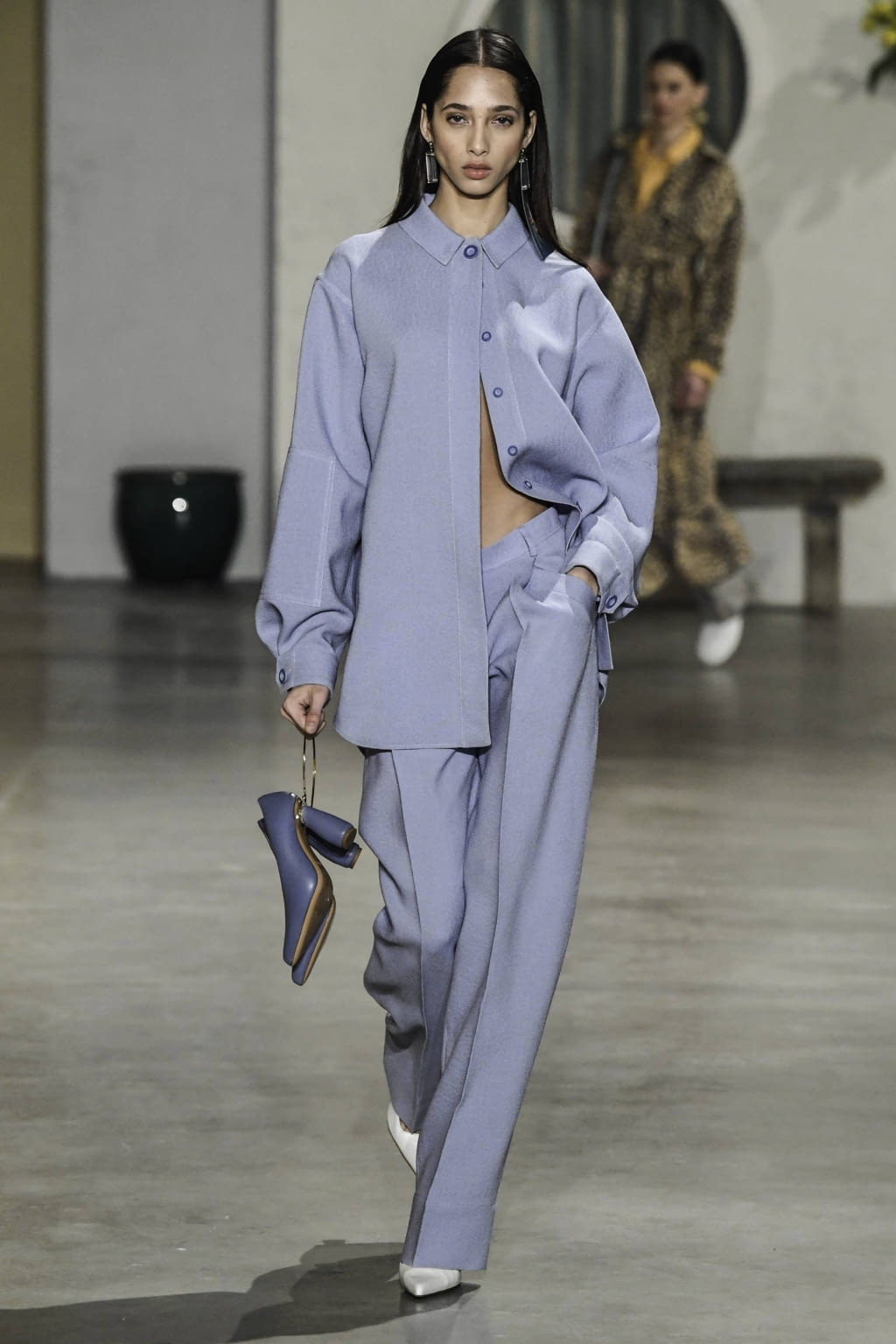 Fashion Week Paris Fall/Winter 2019 look 29 from the Jacquemus collection womenswear