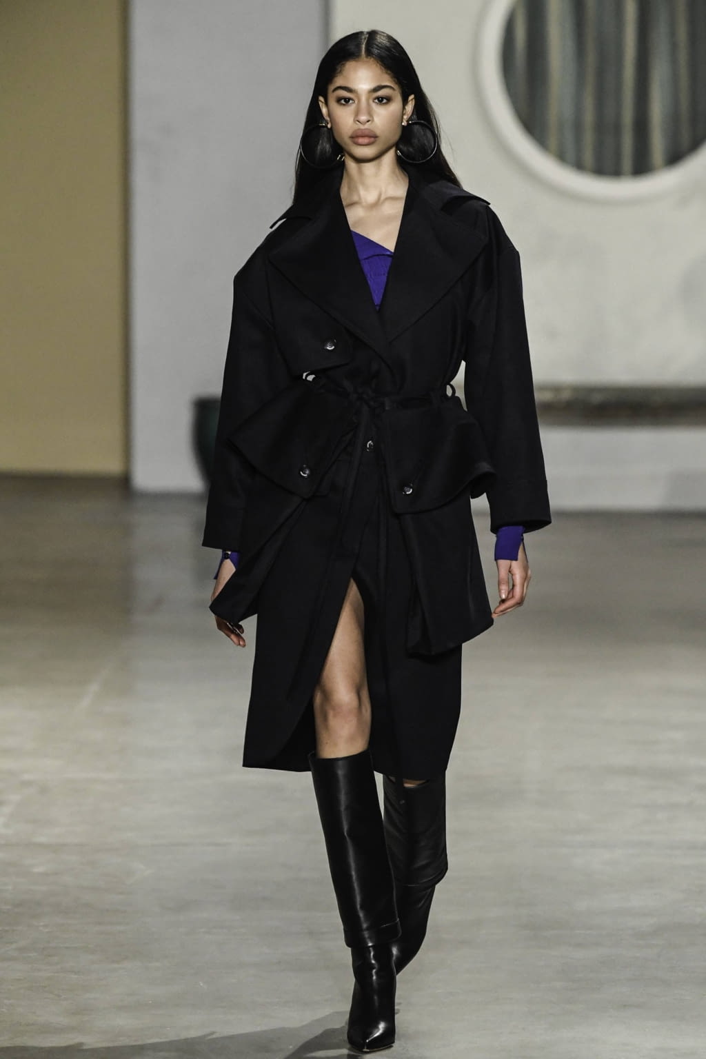 Fashion Week Paris Fall/Winter 2019 look 32 from the Jacquemus collection 女装