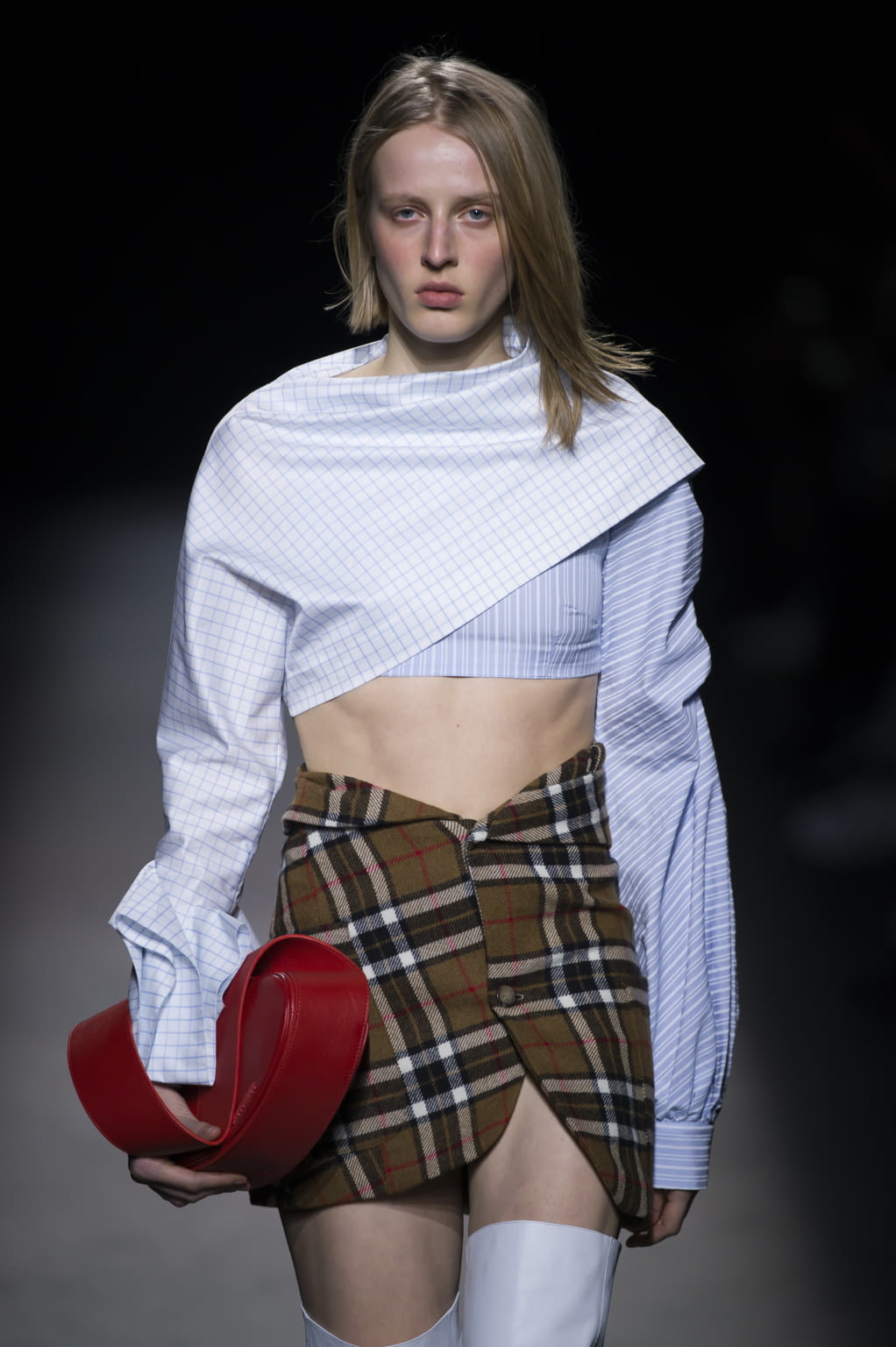 Fashion Week Paris Fall/Winter 2016 look 12 de la collection Jacquemus womenswear