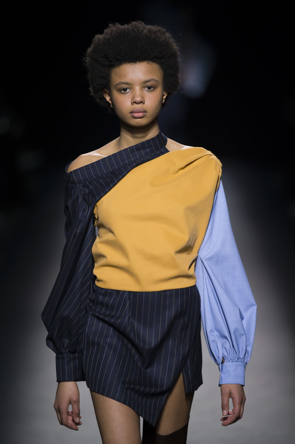 Fashion Week Paris Fall/Winter 2016 look 20 from the Jacquemus collection 女装