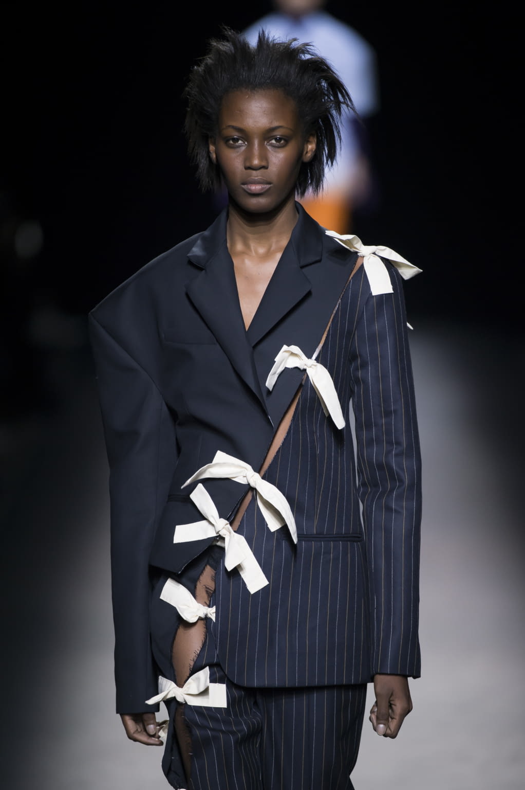 Fashion Week Paris Fall/Winter 2016 look 7 from the Jacquemus collection 女装