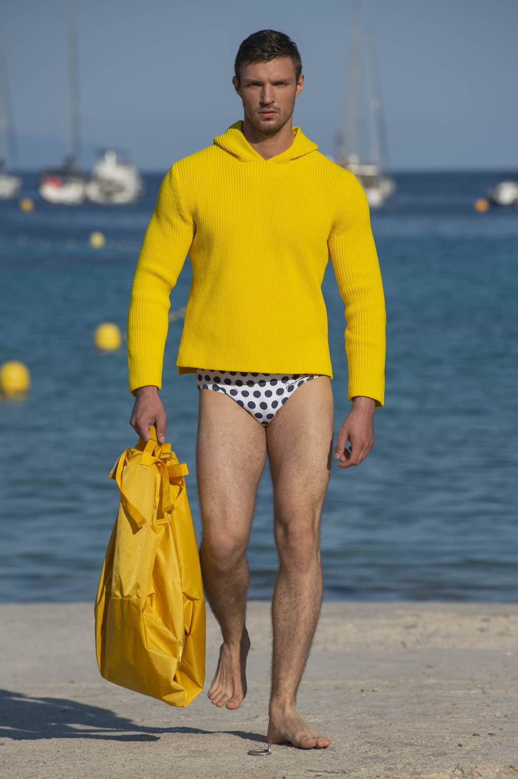 Fashion Week Paris Spring/Summer 2019 look 13 from the Jacquemus collection menswear