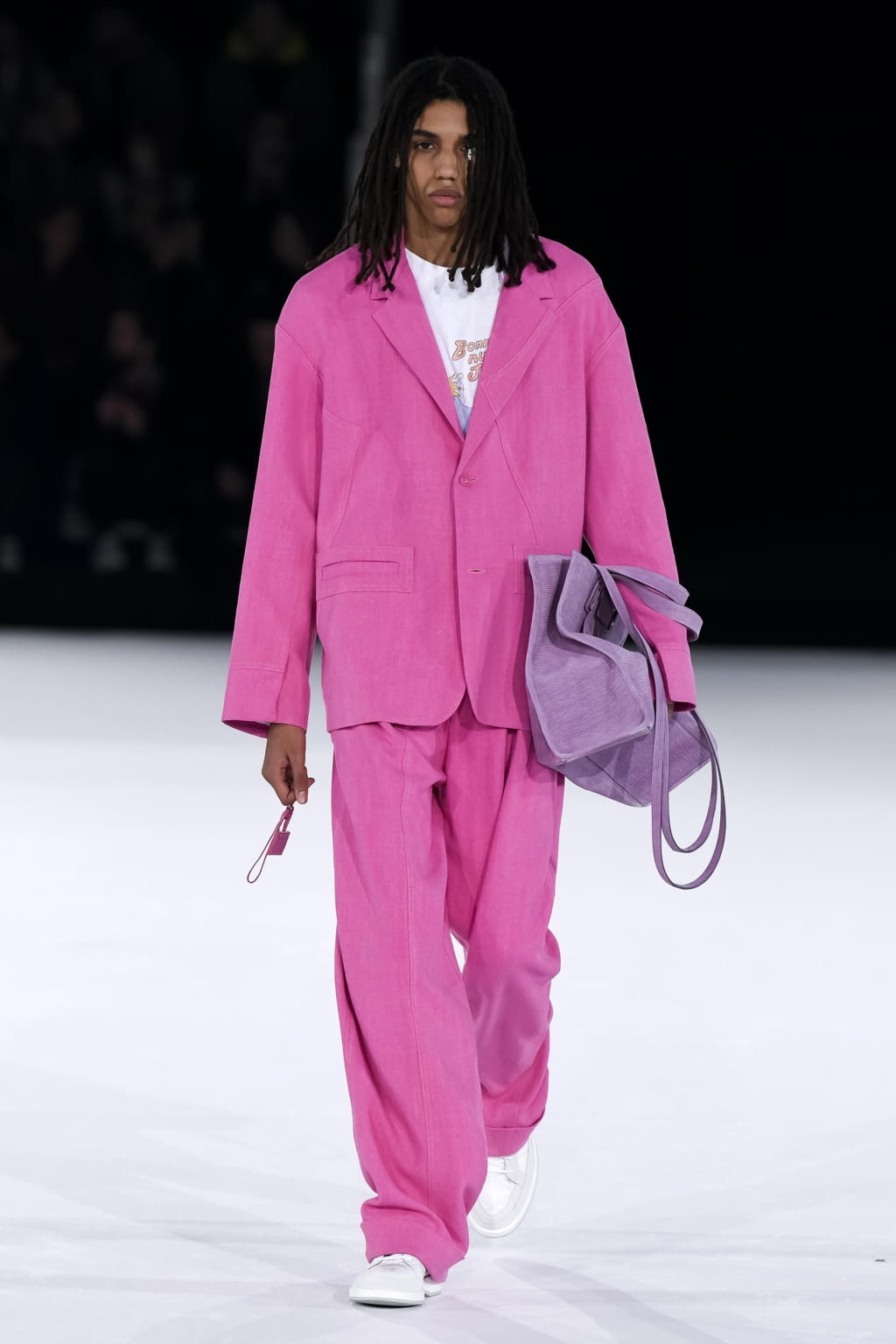 Fashion Week Paris Fall/Winter 2020 look 45 de la collection Jacquemus menswear
