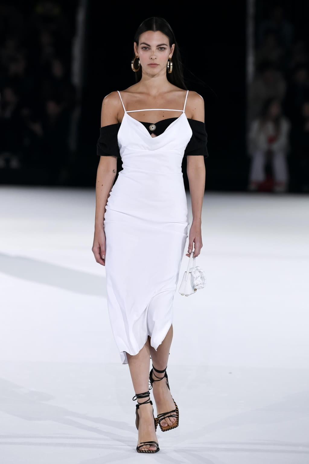Fashion Week Paris Fall/Winter 2020 look 63 de la collection Jacquemus menswear