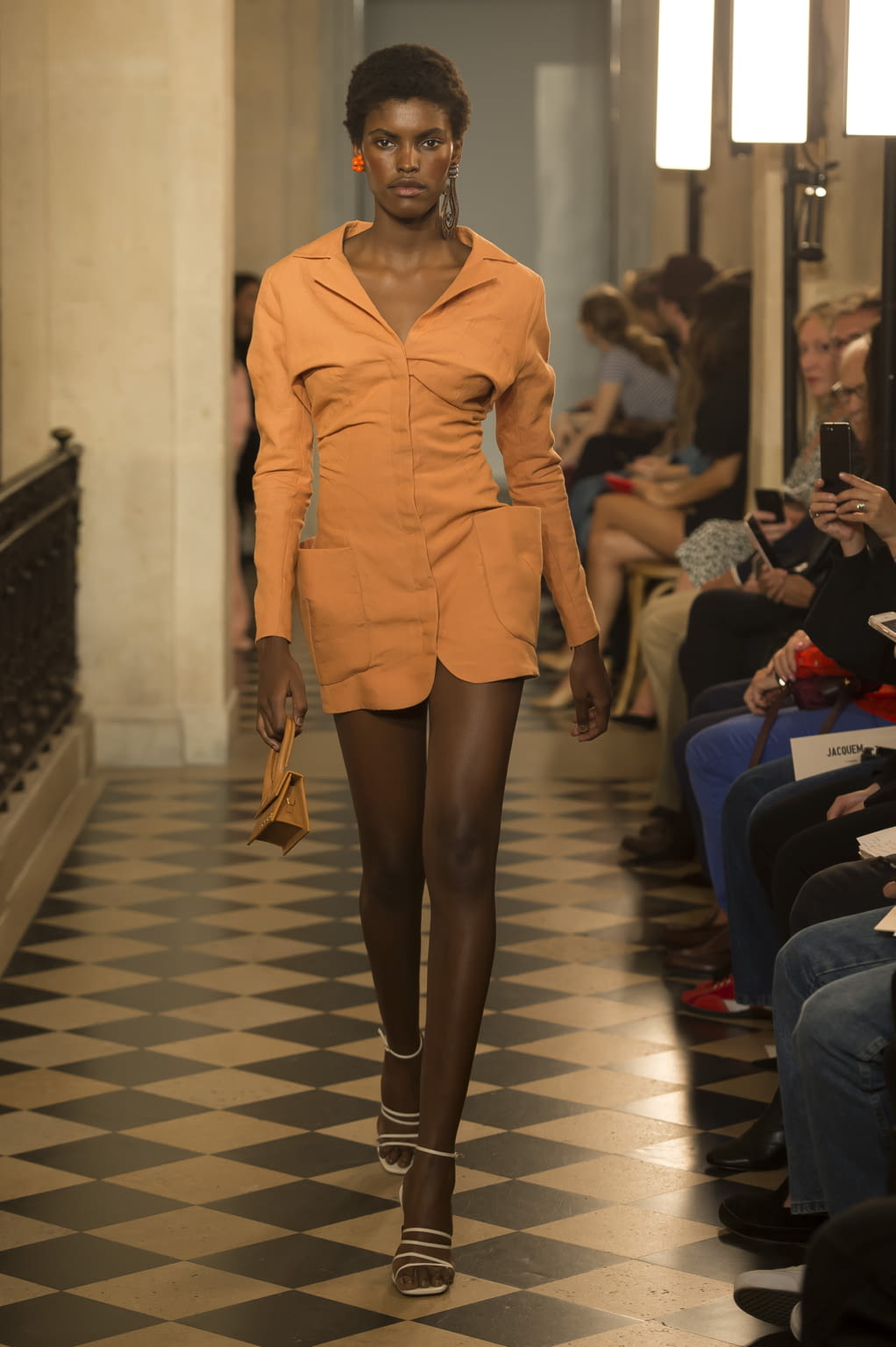 Fashion Week Paris Spring/Summer 2018 look 35 de la collection Jacquemus womenswear