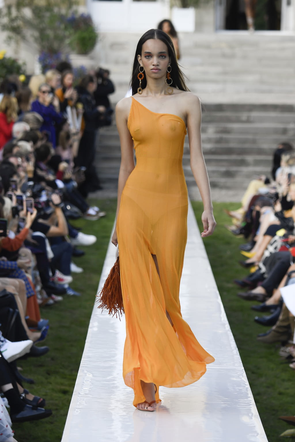 Fashion Week Paris Spring/Summer 2019 look 34 de la collection Jacquemus womenswear