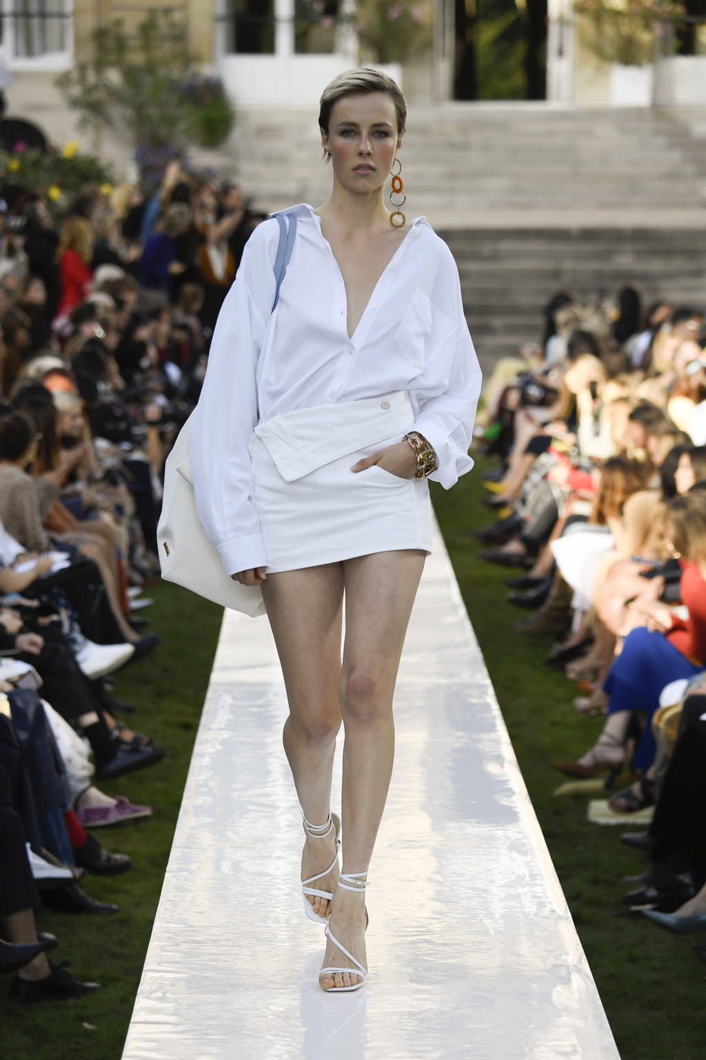 Fashion Week Paris Spring/Summer 2019 look 41 de la collection Jacquemus womenswear