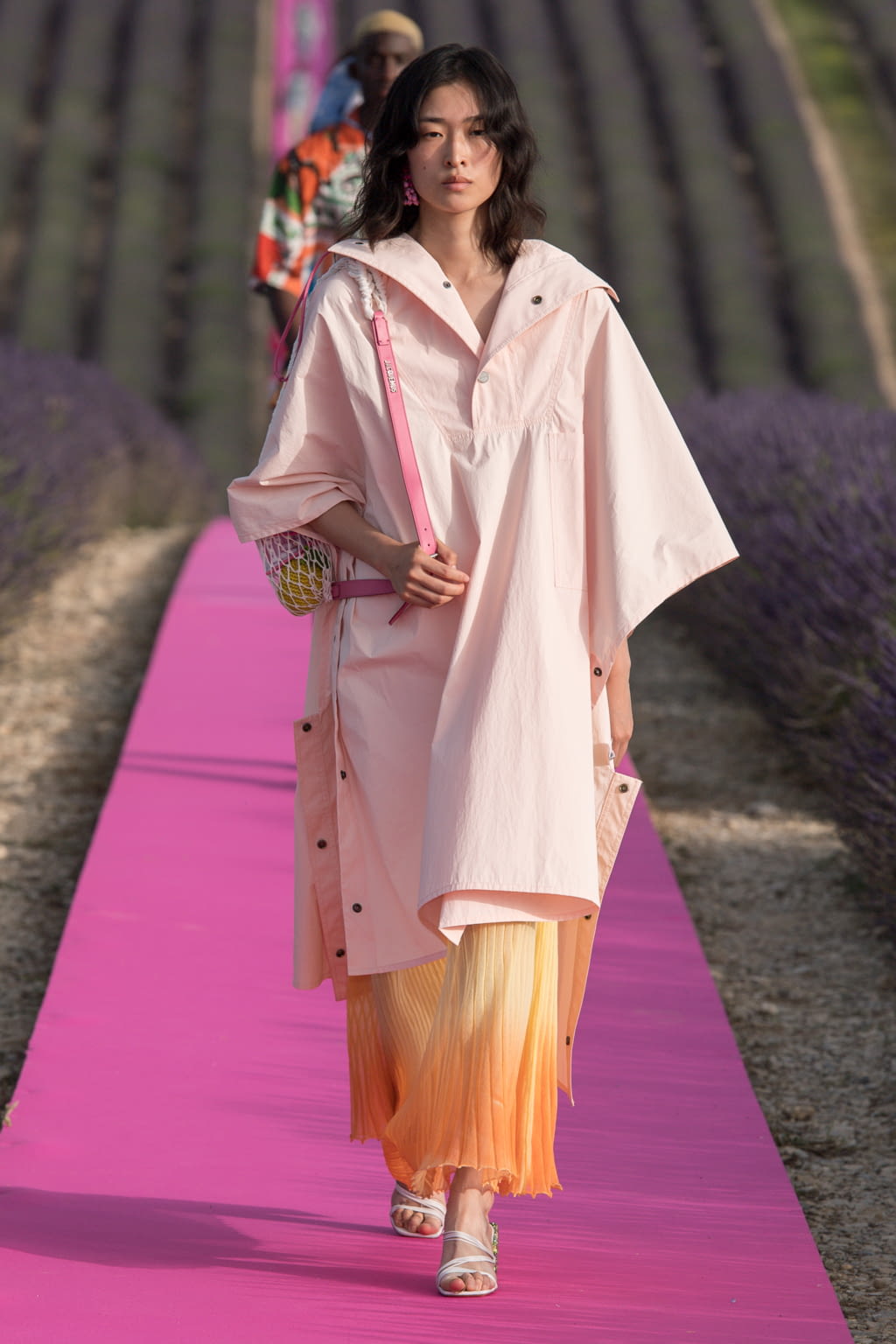 Fashion Week Paris Spring/Summer 2020 look 42 from the Jacquemus collection womenswear