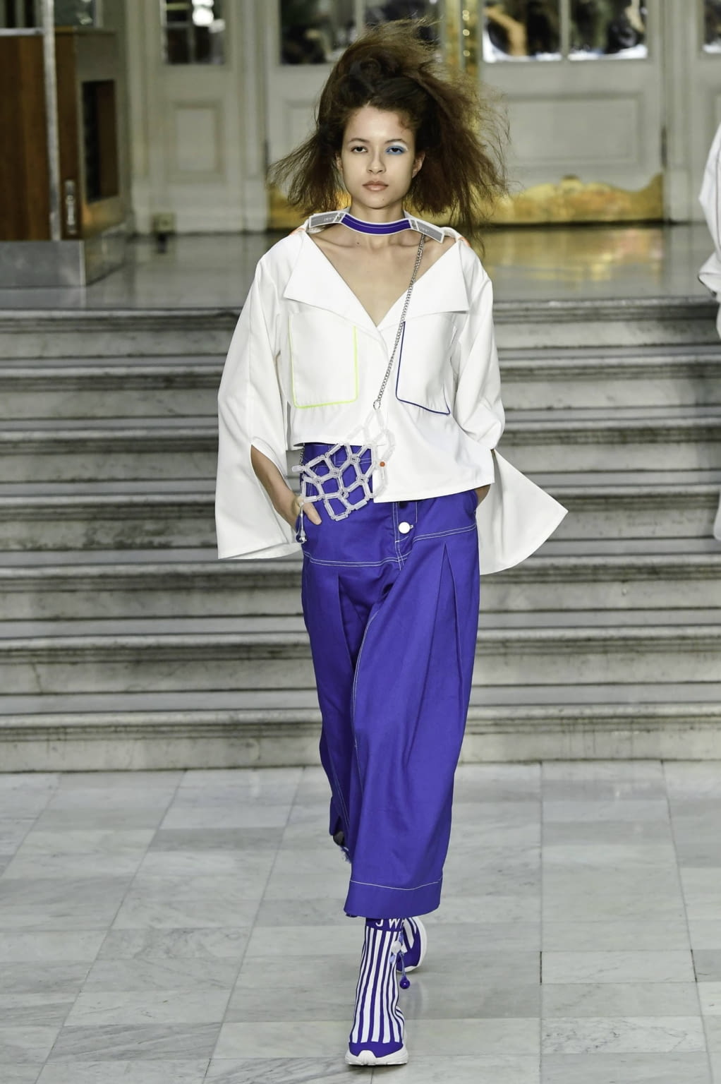 Fashion Week London Spring/Summer 2020 look 2 from the Jamie Wei Huang collection 女装