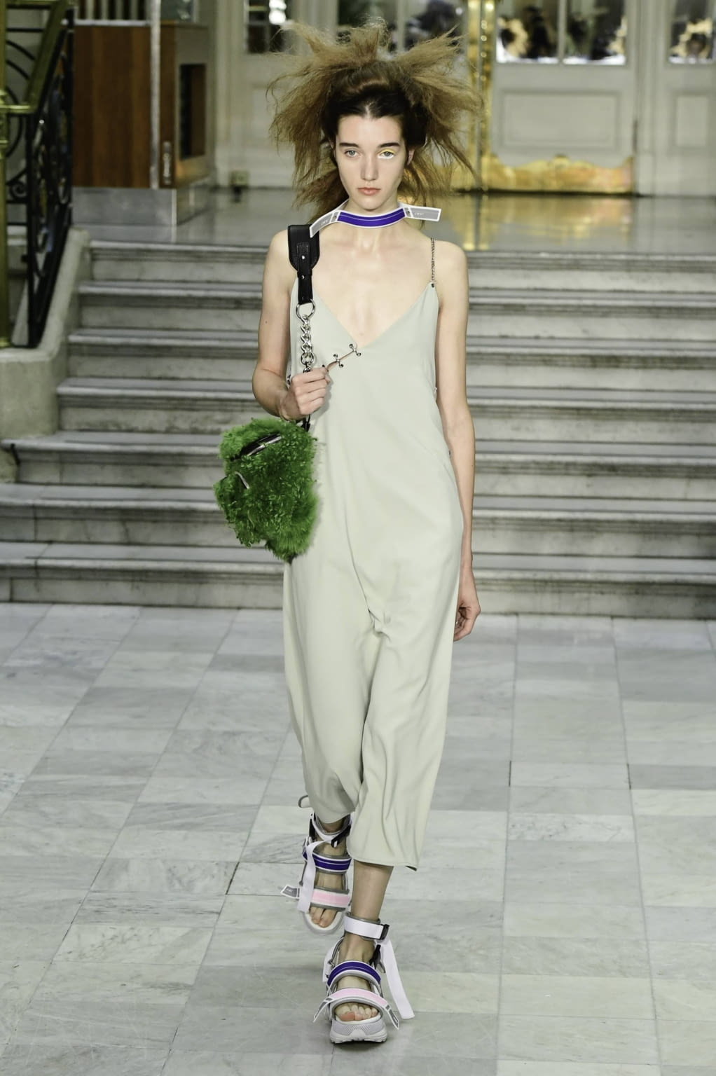 Fashion Week London Spring/Summer 2020 look 12 from the Jamie Wei Huang collection 女装