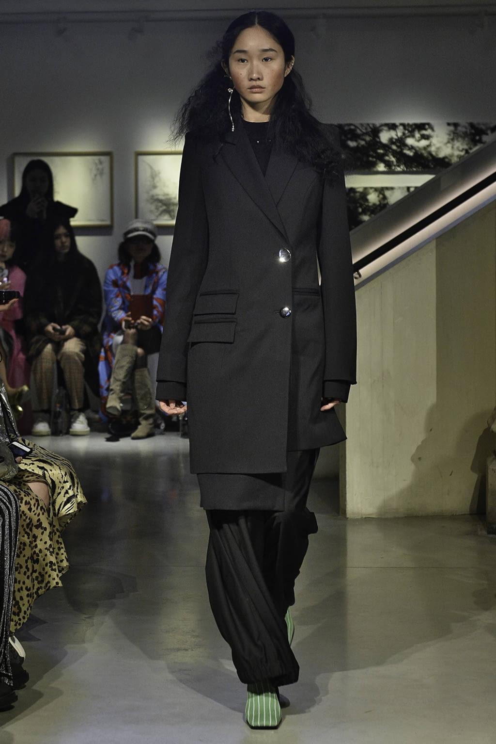 Fashion Week London Fall/Winter 2019 look 14 from the Jamie Wei Huang collection 女装
