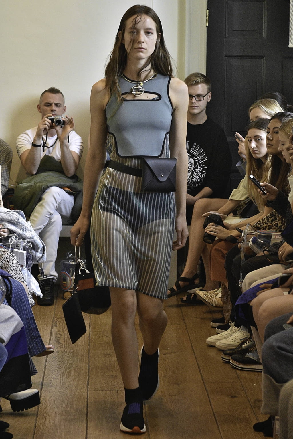 Fashion Week London Spring/Summer 2019 look 17 de la collection Jamie Wei Huang womenswear