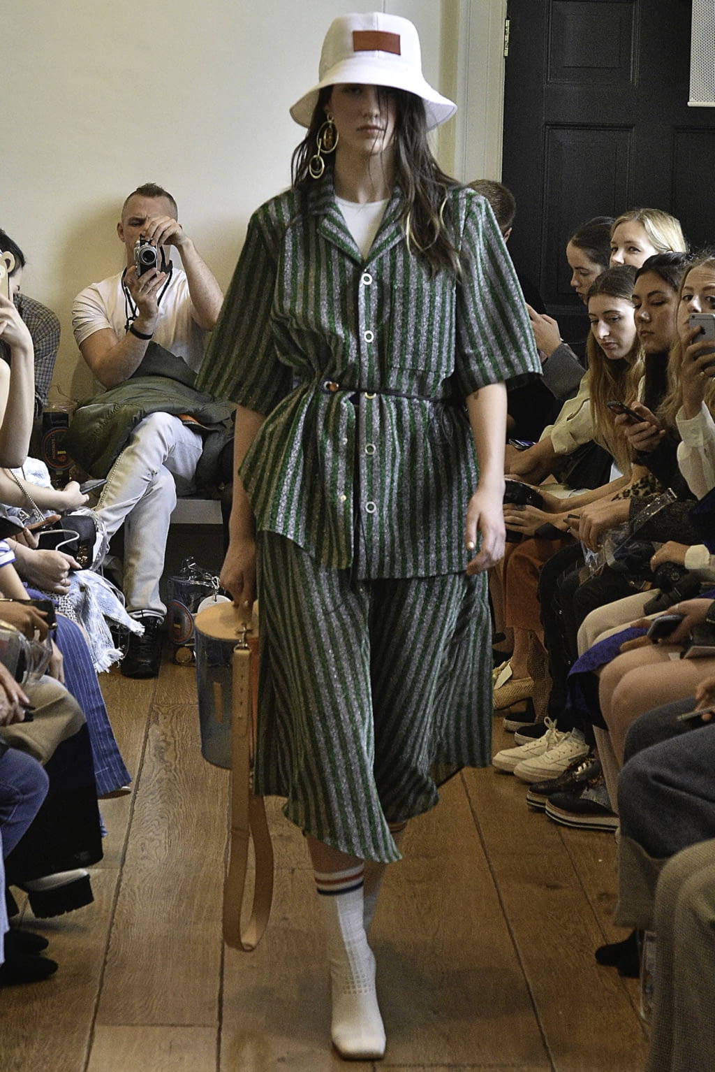 Fashion Week London Spring/Summer 2019 look 20 from the Jamie Wei Huang collection womenswear