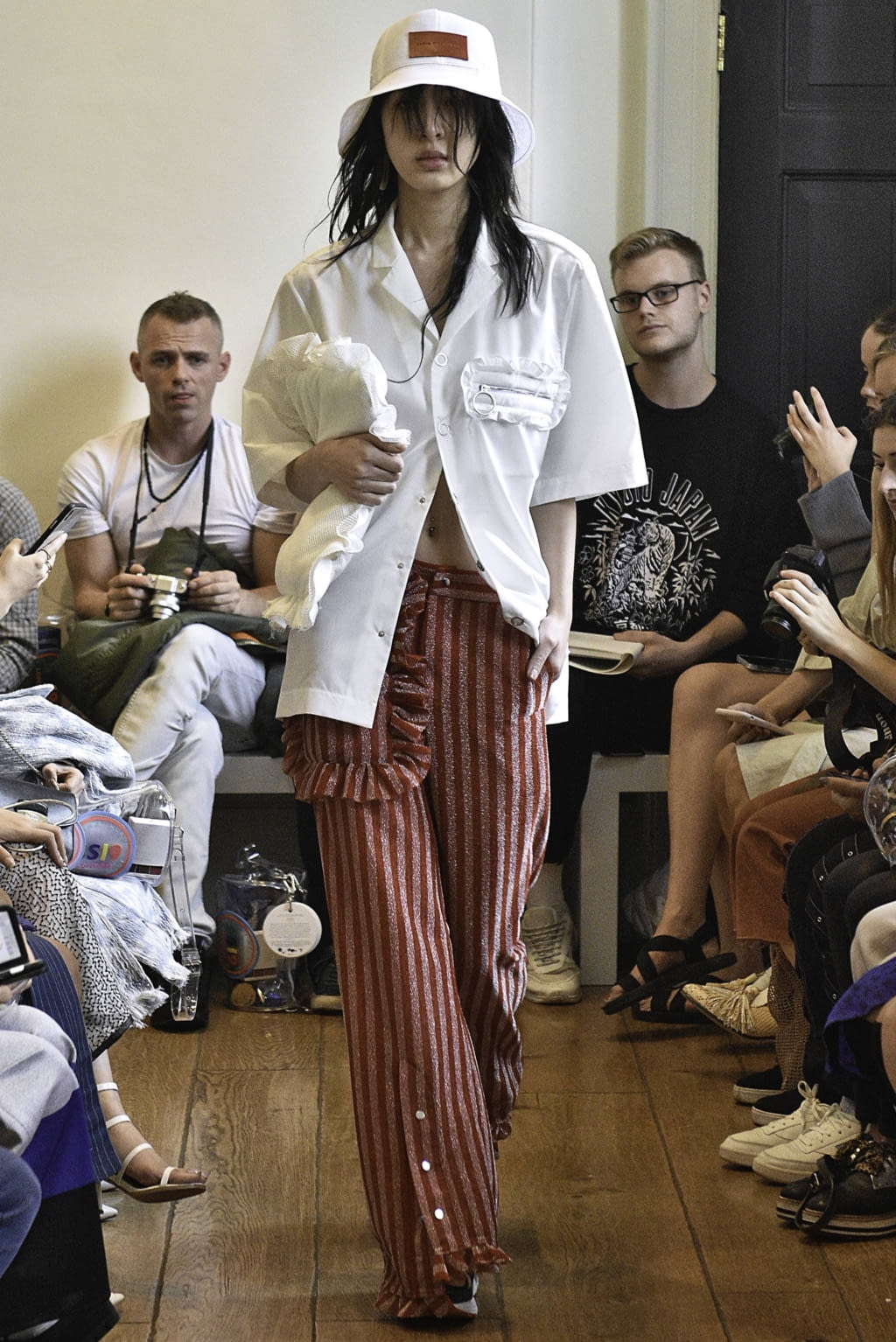 Fashion Week London Spring/Summer 2019 look 22 from the Jamie Wei Huang collection womenswear