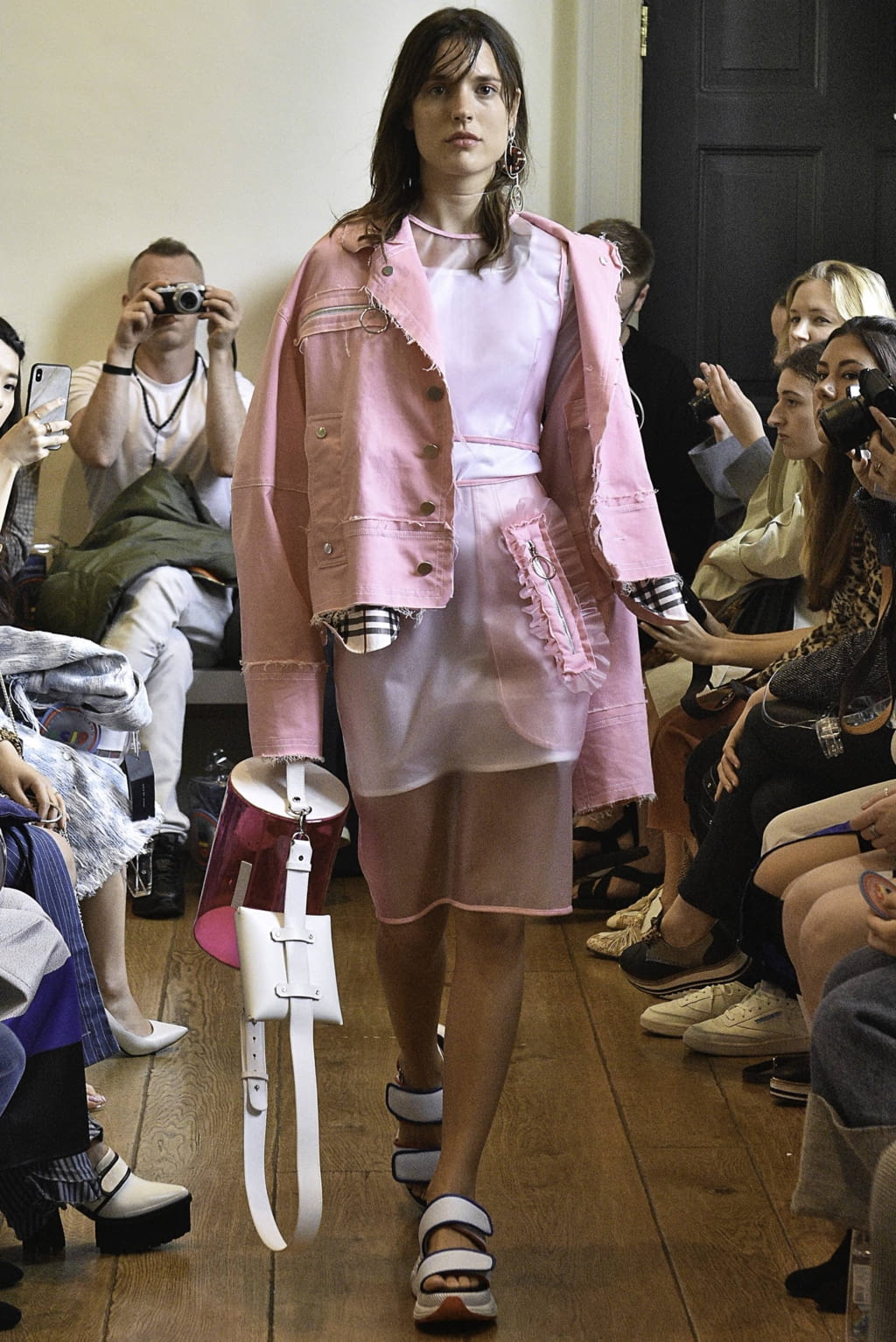 Fashion Week London Spring/Summer 2019 look 34 from the Jamie Wei Huang collection womenswear