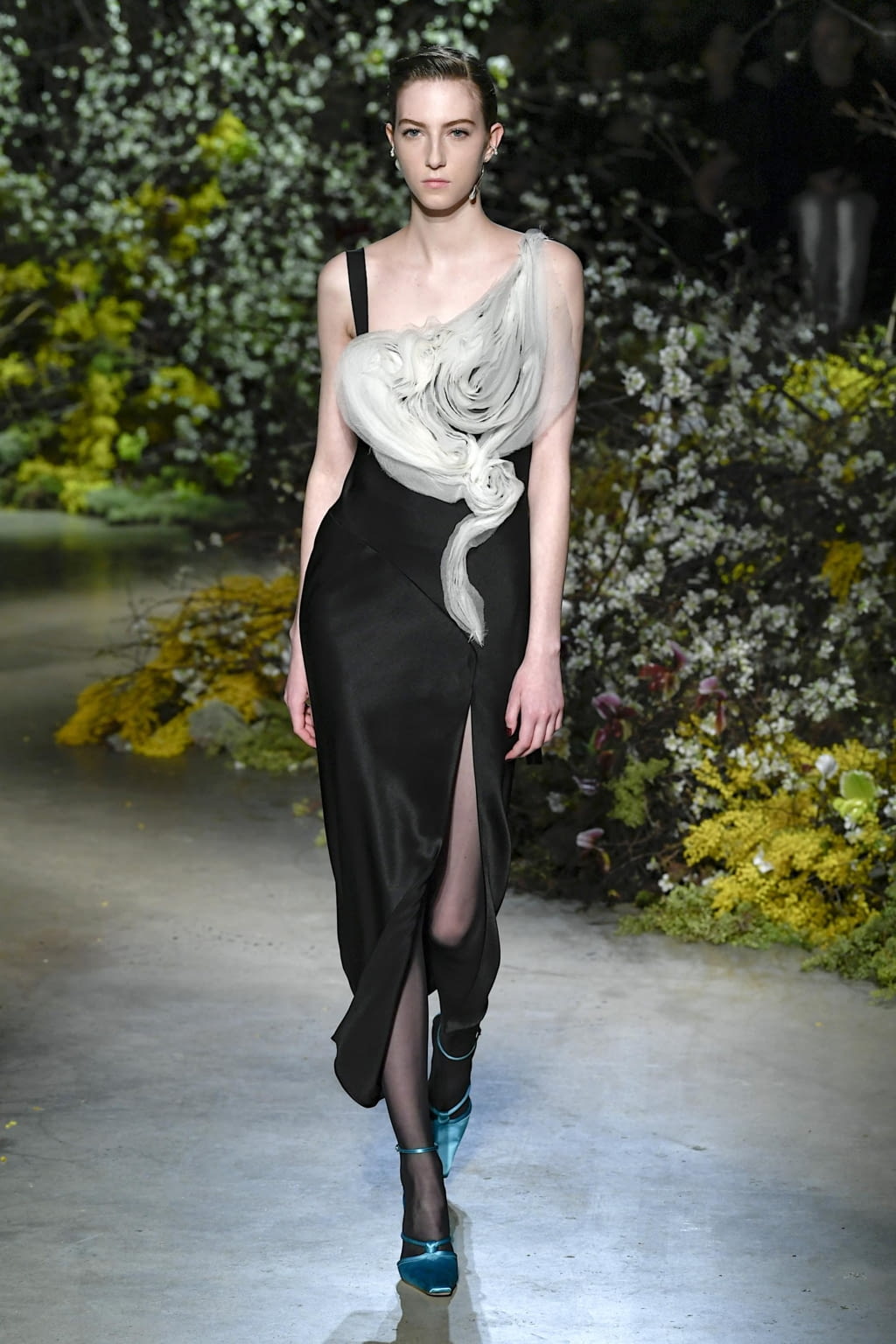 Fashion Week New York Fall/Winter 2020 look 22 de la collection Jason Wu womenswear