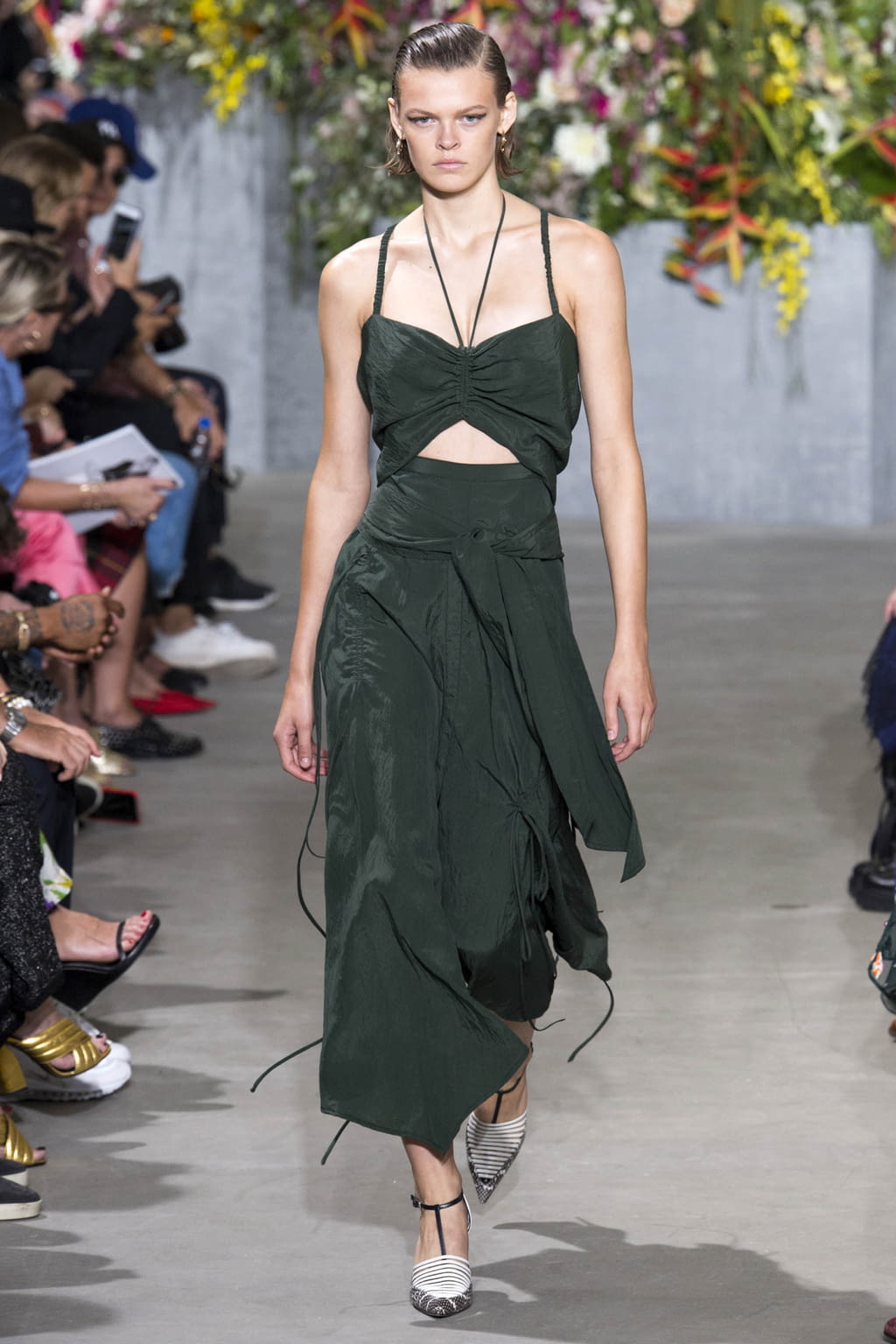 Fashion Week New York Spring/Summer 2018 look 7 from the Jason Wu collection womenswear