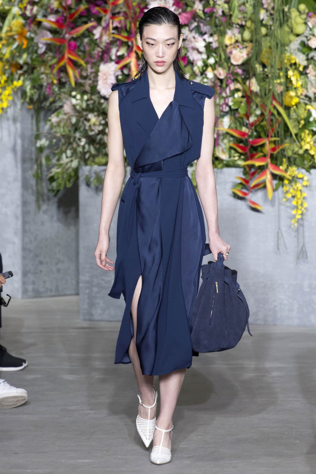 Fashion Week New York Spring/Summer 2018 look 15 from the Jason Wu collection womenswear