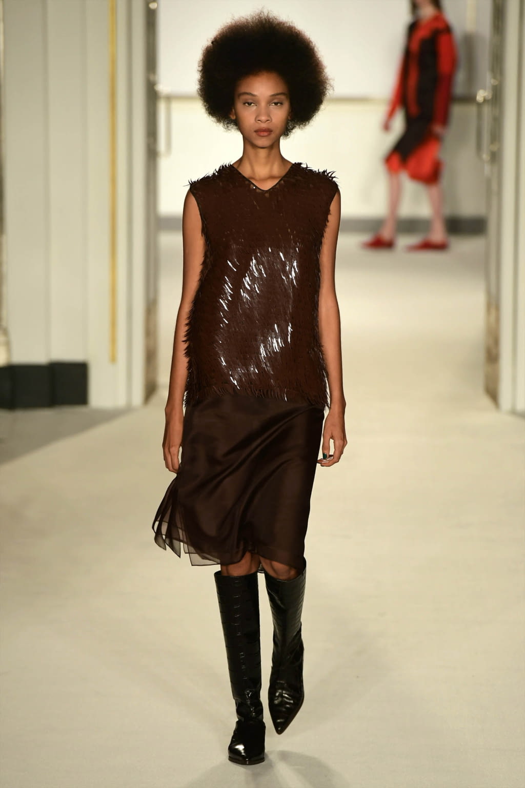 Fashion Week London Fall/Winter 2017 look 31 from the Jasper Conran collection womenswear