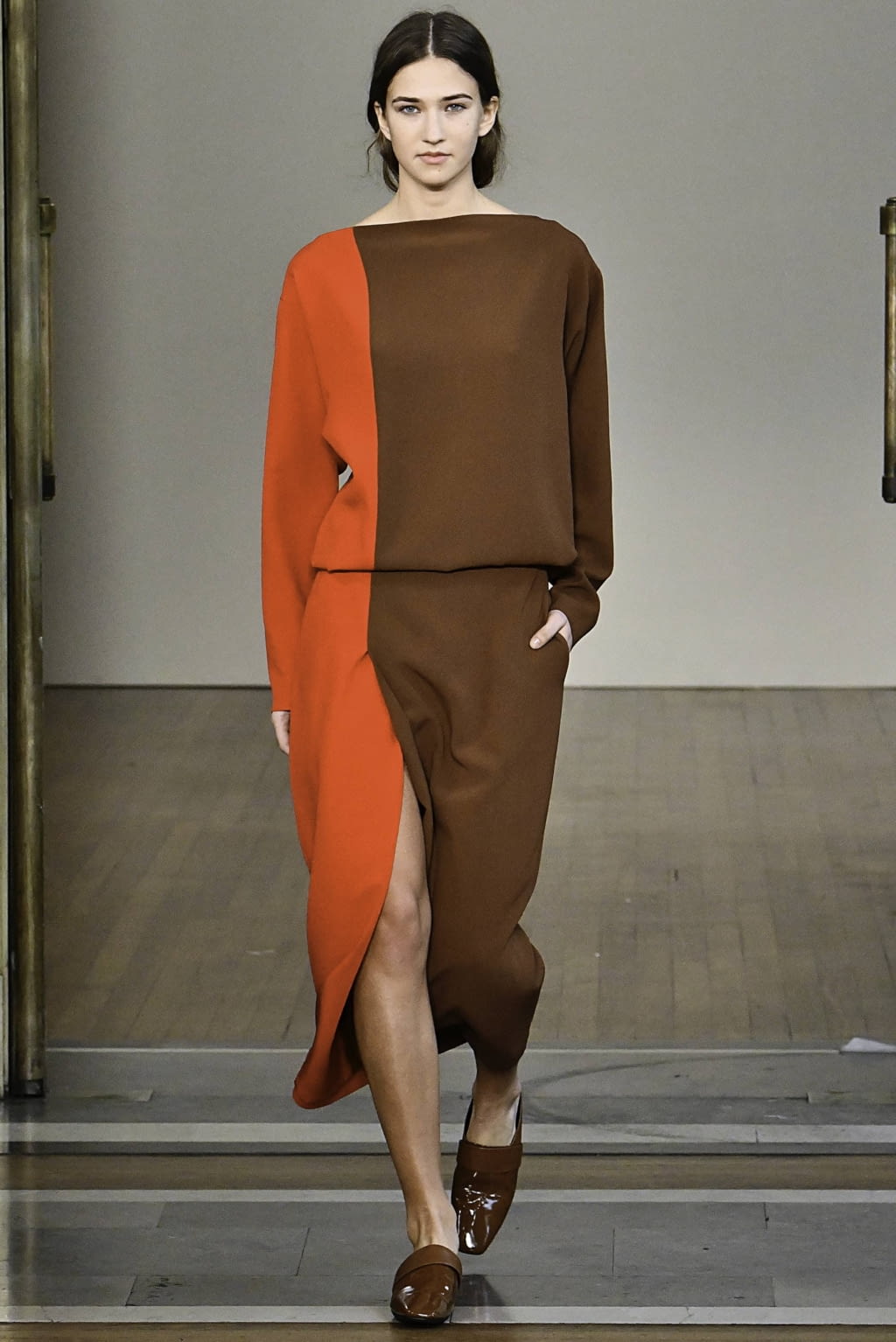 Fashion Week London Fall/Winter 2019 look 15 from the Jasper Conran collection 女装