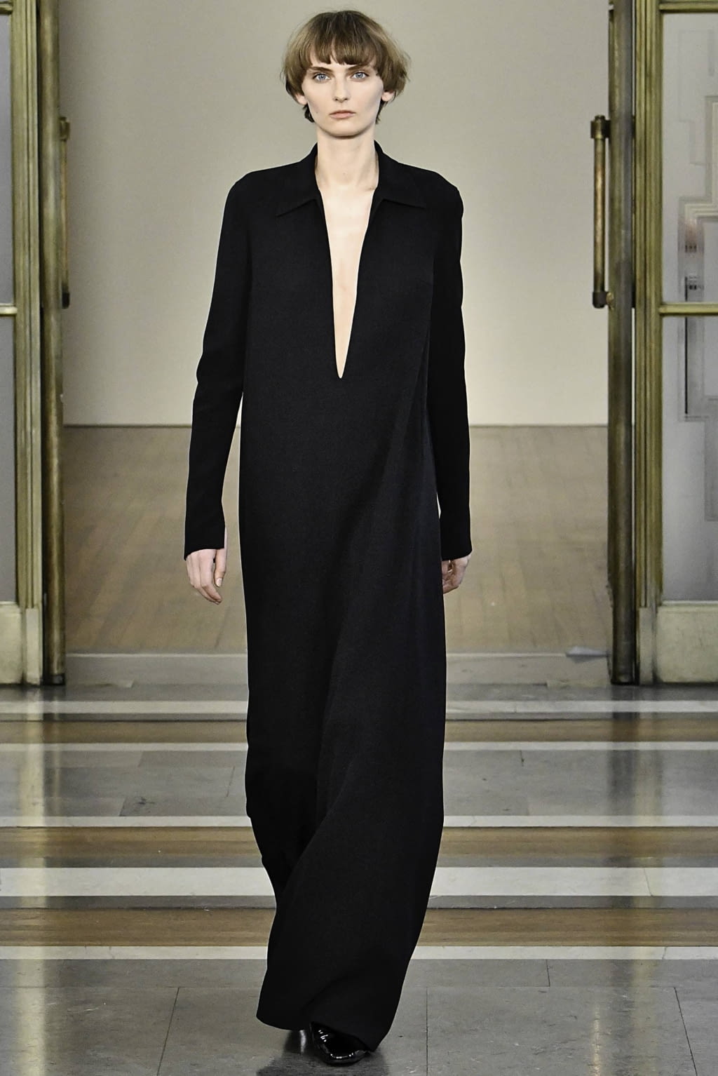 Fashion Week London Fall/Winter 2019 look 25 from the Jasper Conran collection 女装