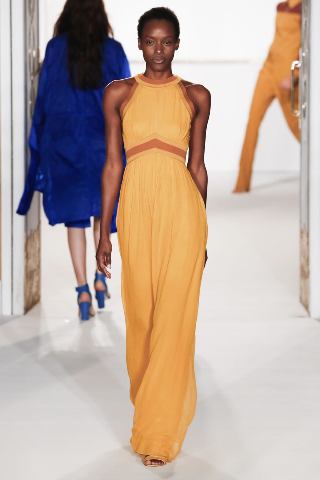 Fashion Week London Spring/Summer 2018 look 16 from the Jasper Conran collection 女装