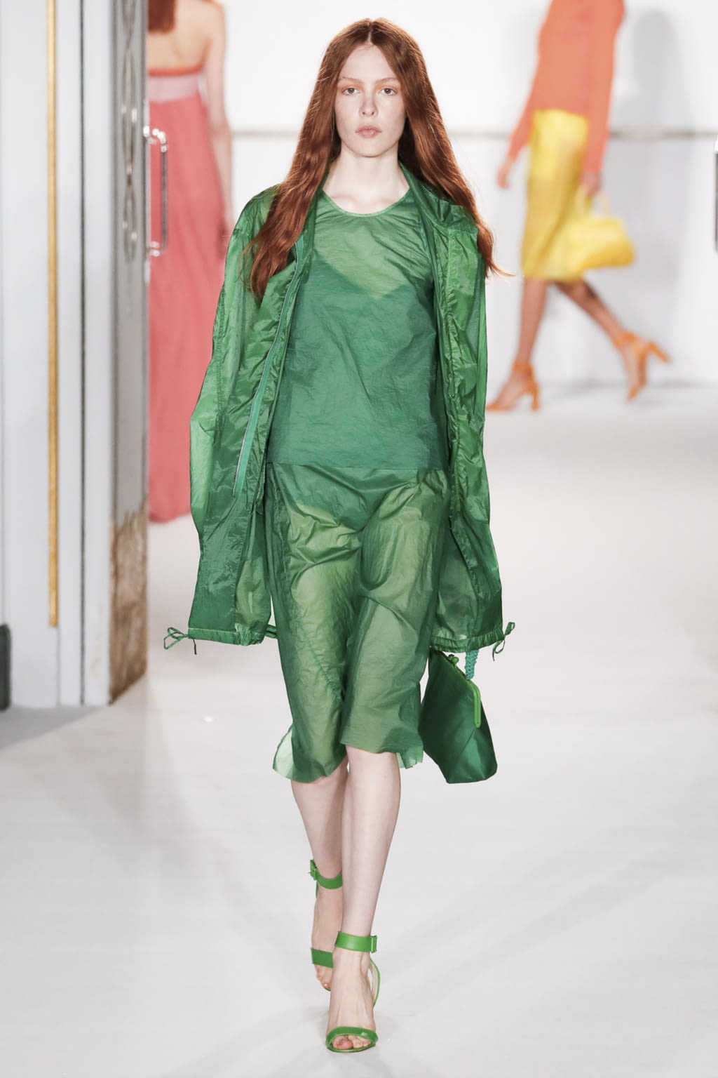 Fashion Week London Spring/Summer 2018 look 31 from the Jasper Conran collection 女装