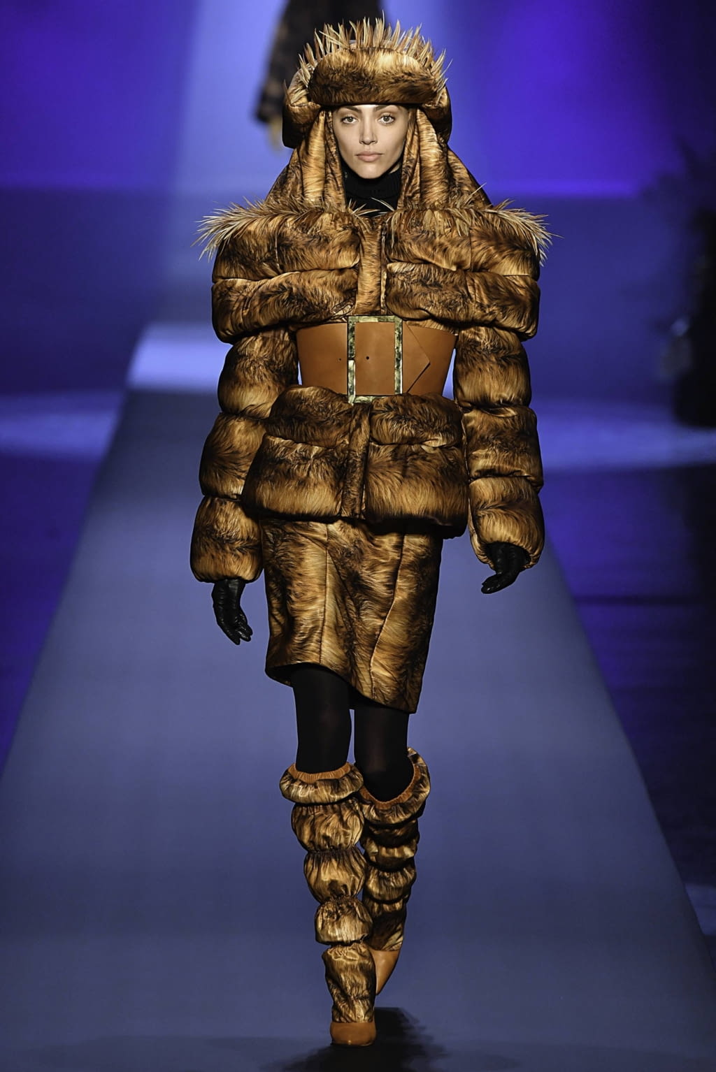 Fashion Week Paris Fall/Winter 2019 look 2 from the Jean Paul Gaultier collection couture