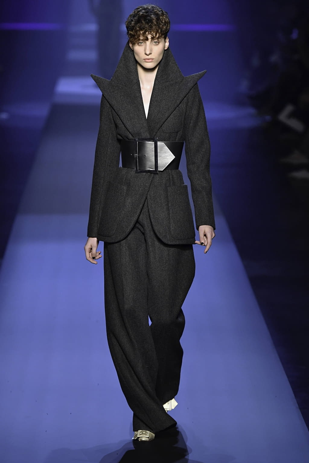 Fashion Week Paris Fall/Winter 2019 look 11 from the Jean Paul Gaultier collection couture